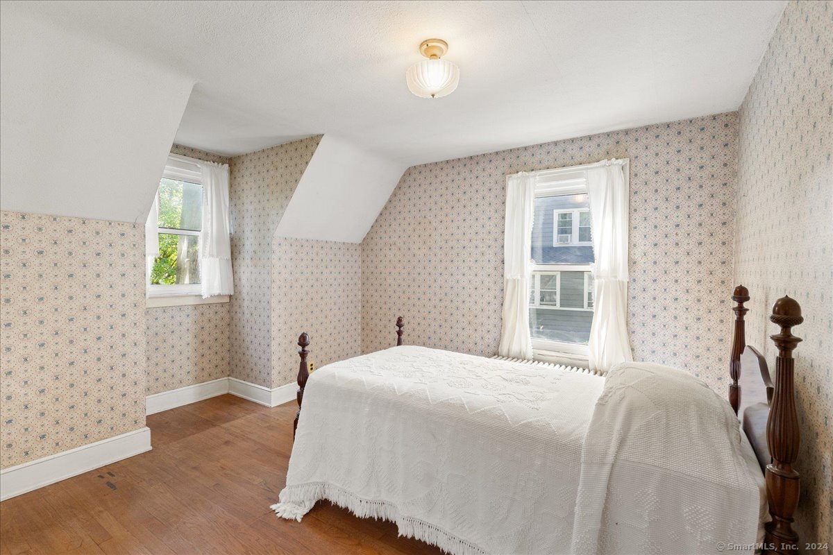 34 Hartford Avenue