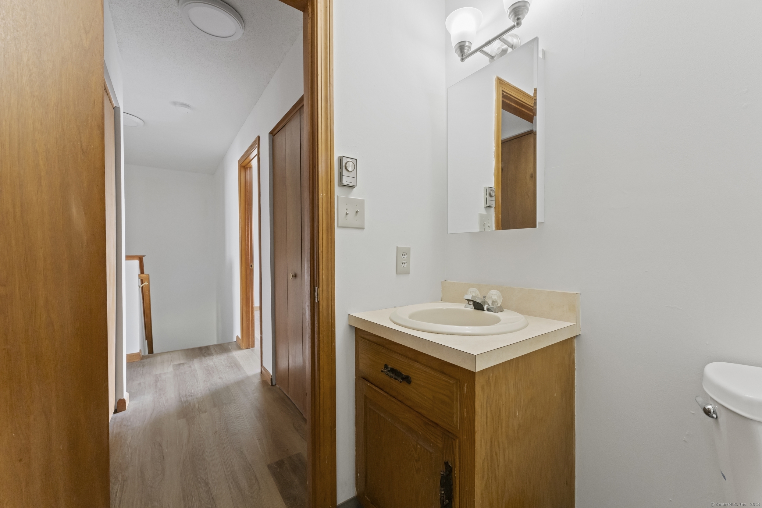 565 Clark Avenue 38