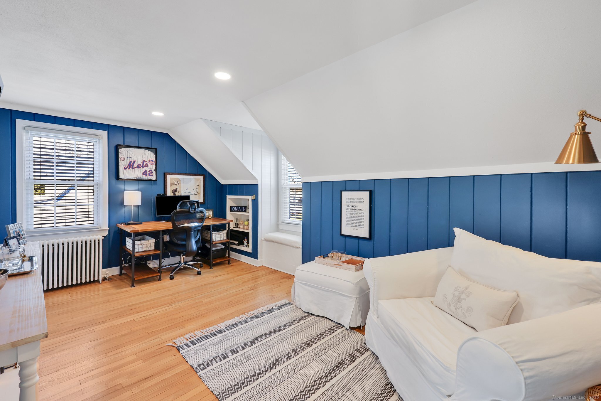 7 Greenacres Avenue