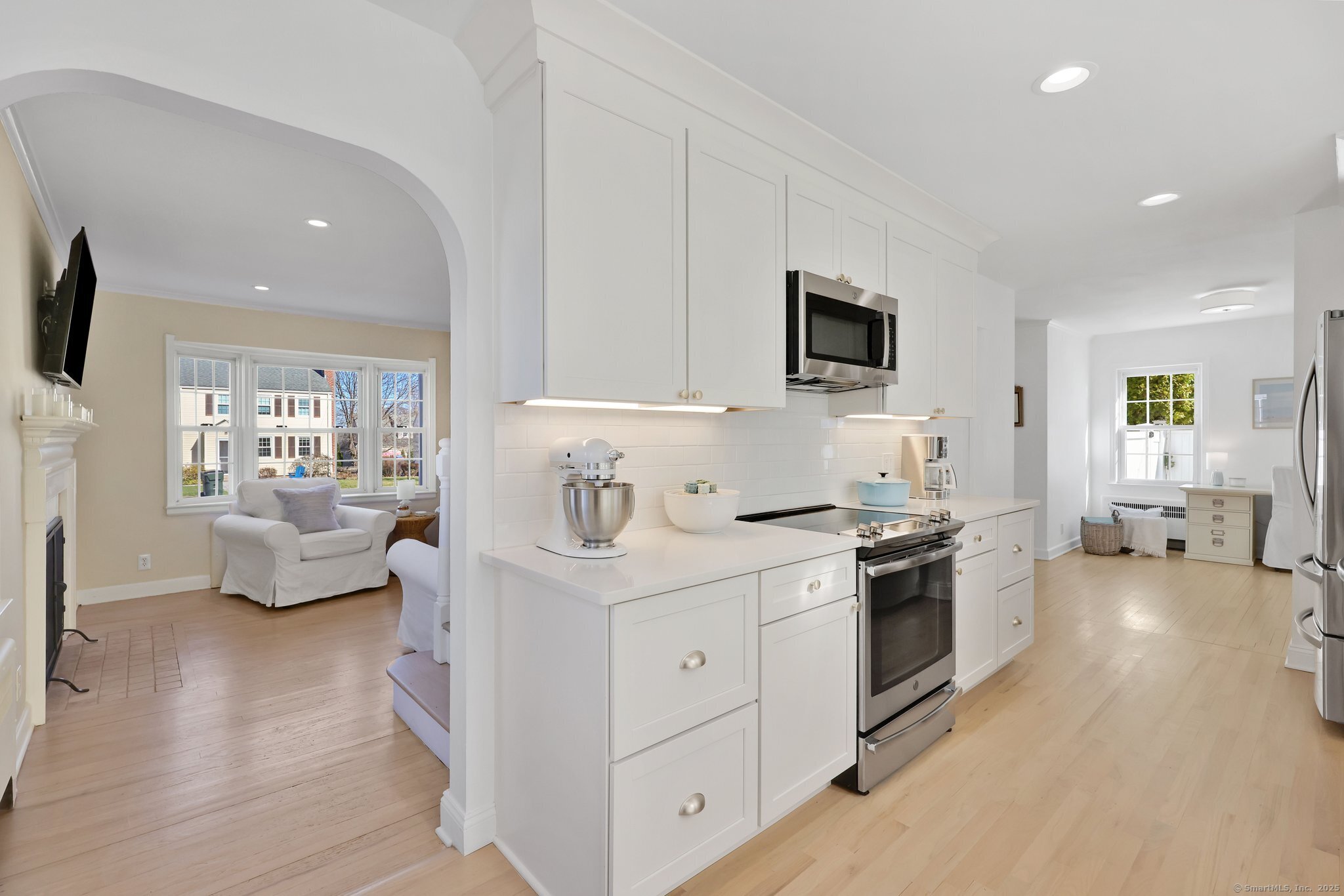 7 Greenacres Avenue