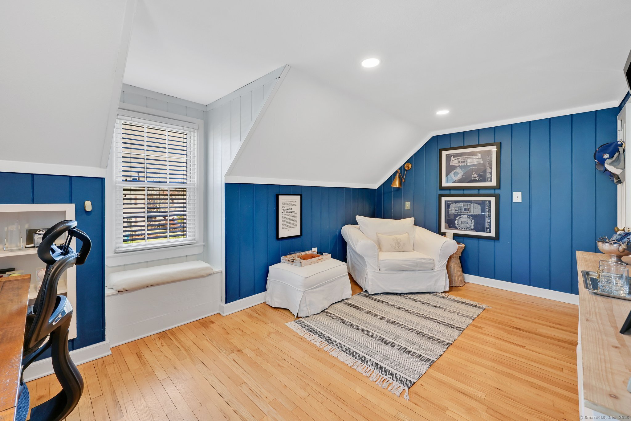 7 Greenacres Avenue