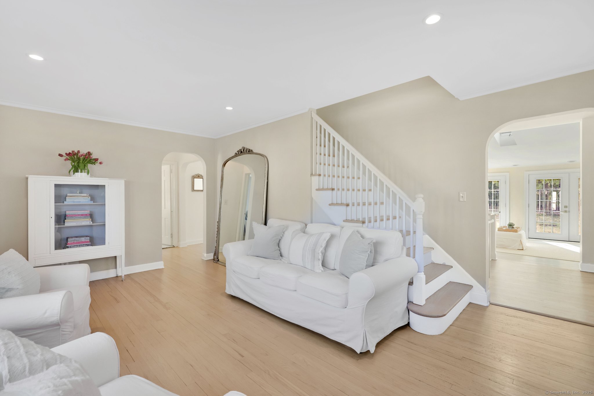 7 Greenacres Avenue