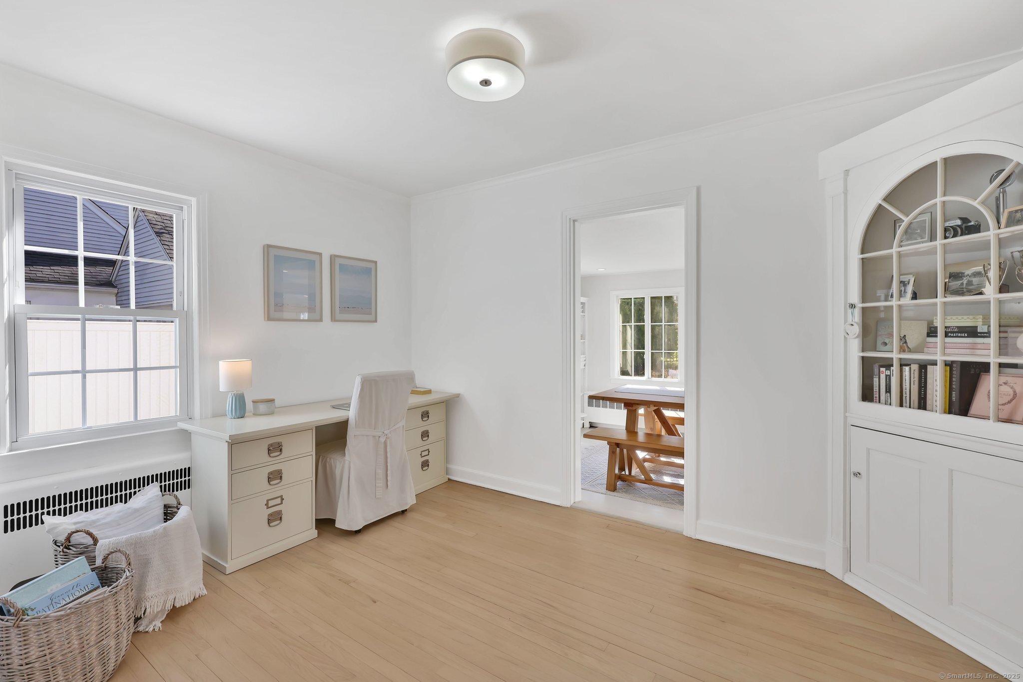 7 Greenacres Avenue