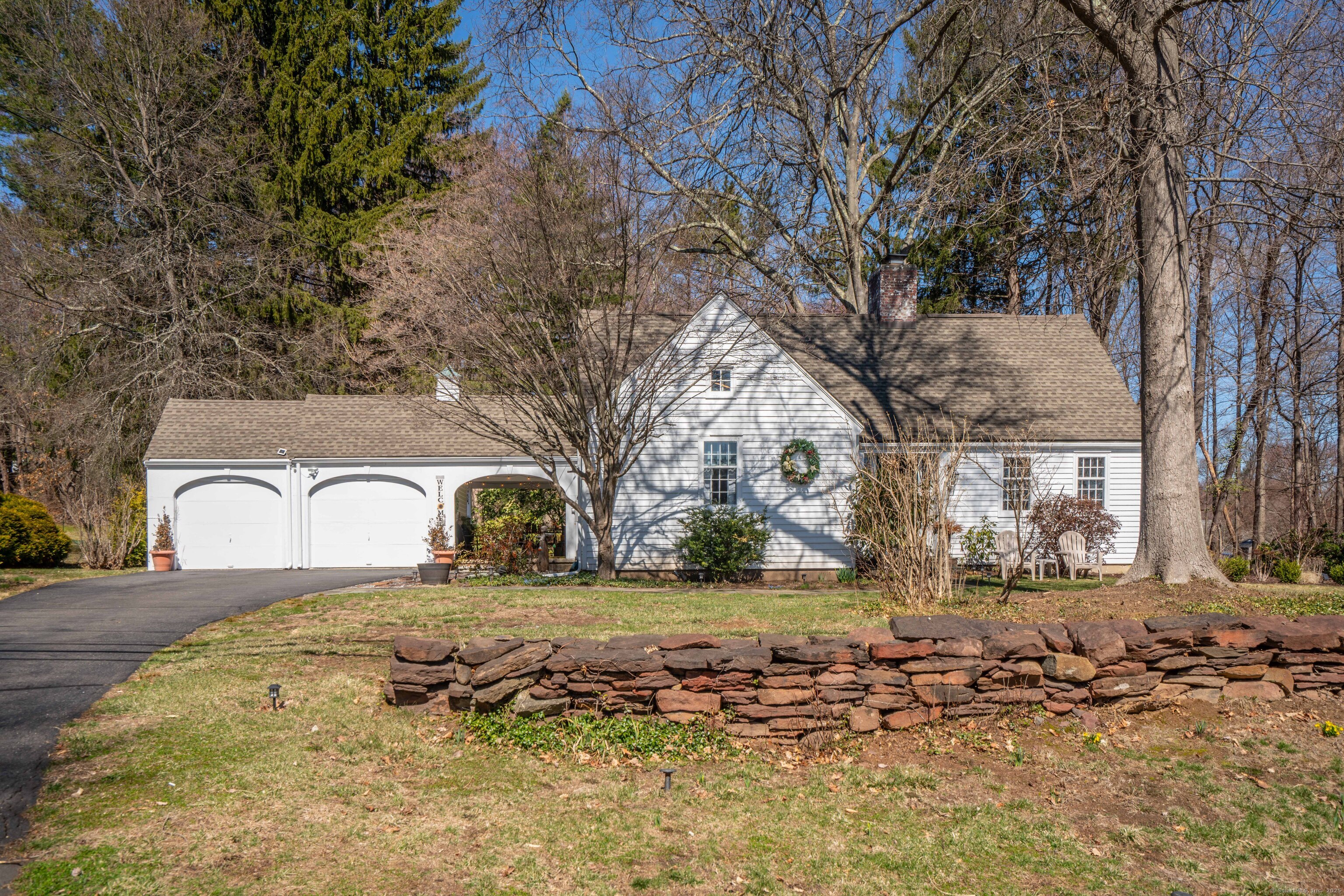 48 Burr Road