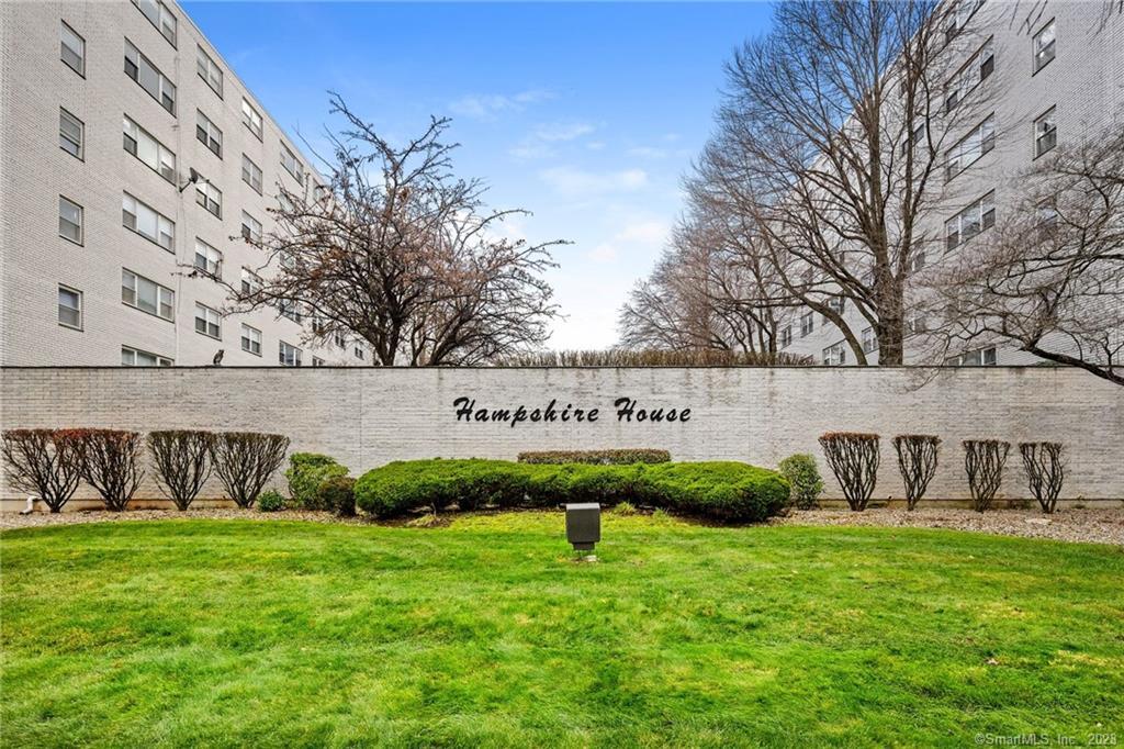 891 Farmington Avenue 5F