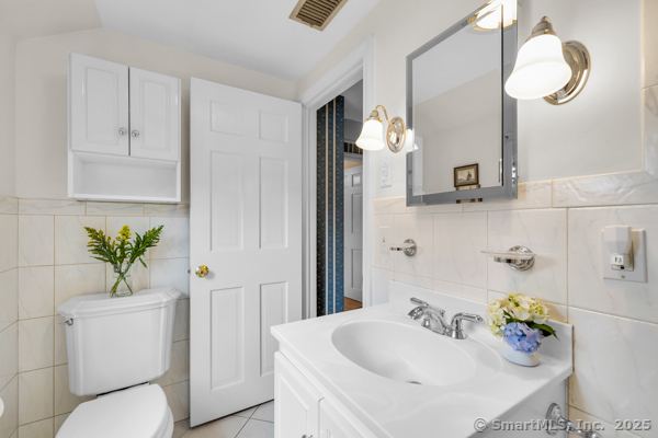 588 Fern Street