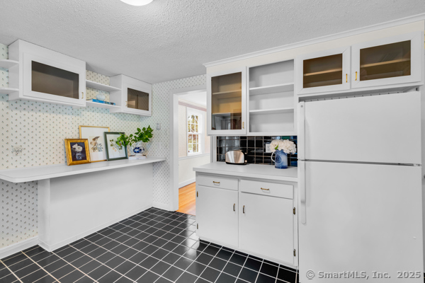 588 Fern Street