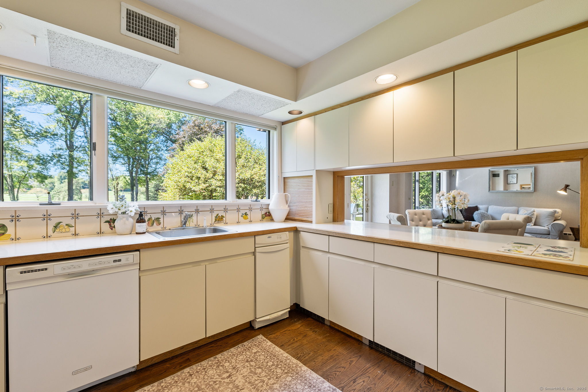 111 Bloomfield Avenue