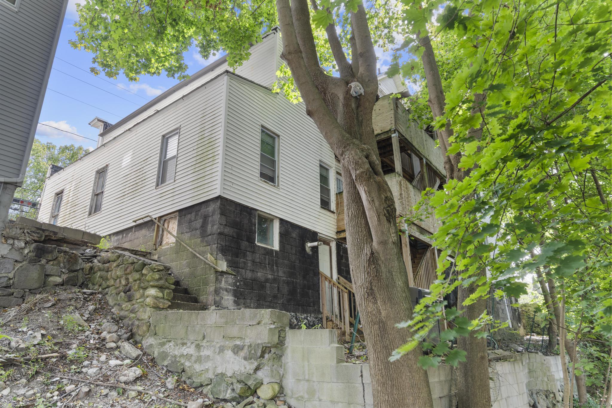 291 East Main Street