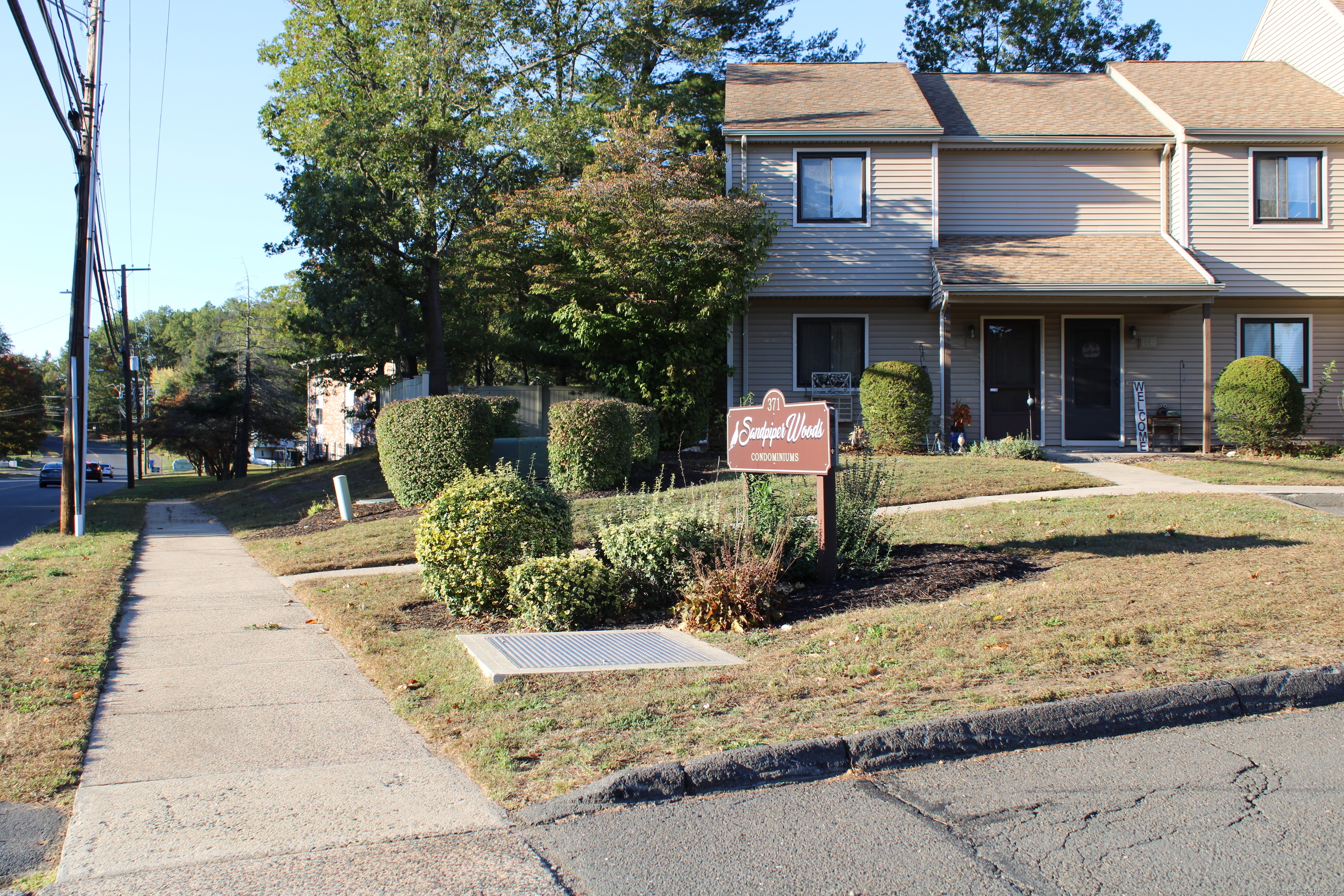 371 Emmett Street APT 6