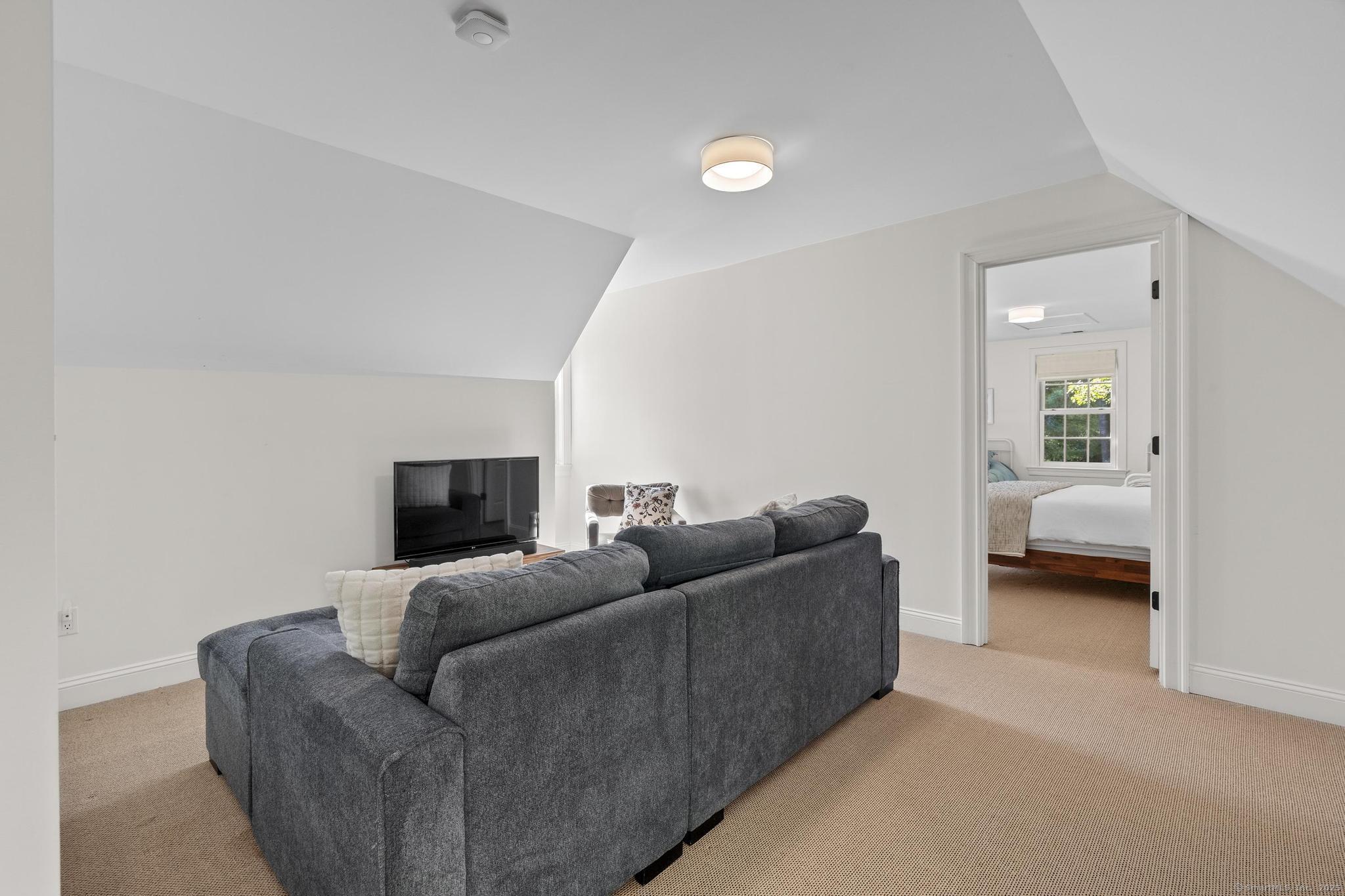 14 Chatsworth Place