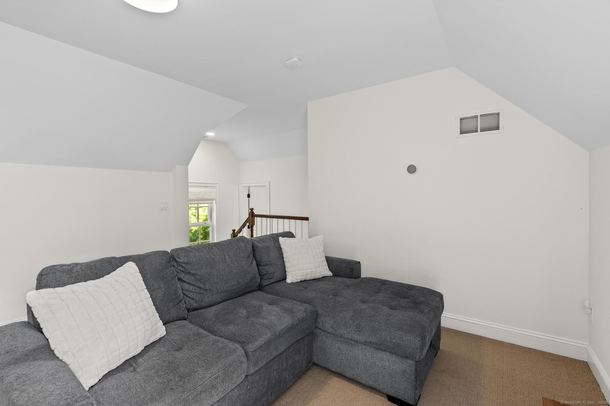 14 Chatsworth Place