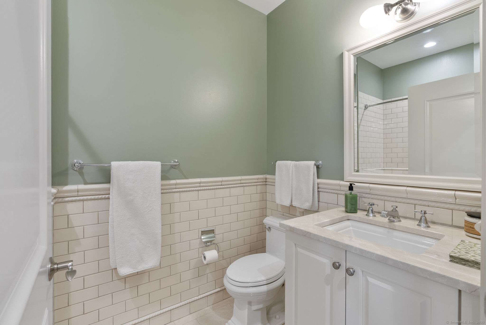 85 Memorial Road APT 512