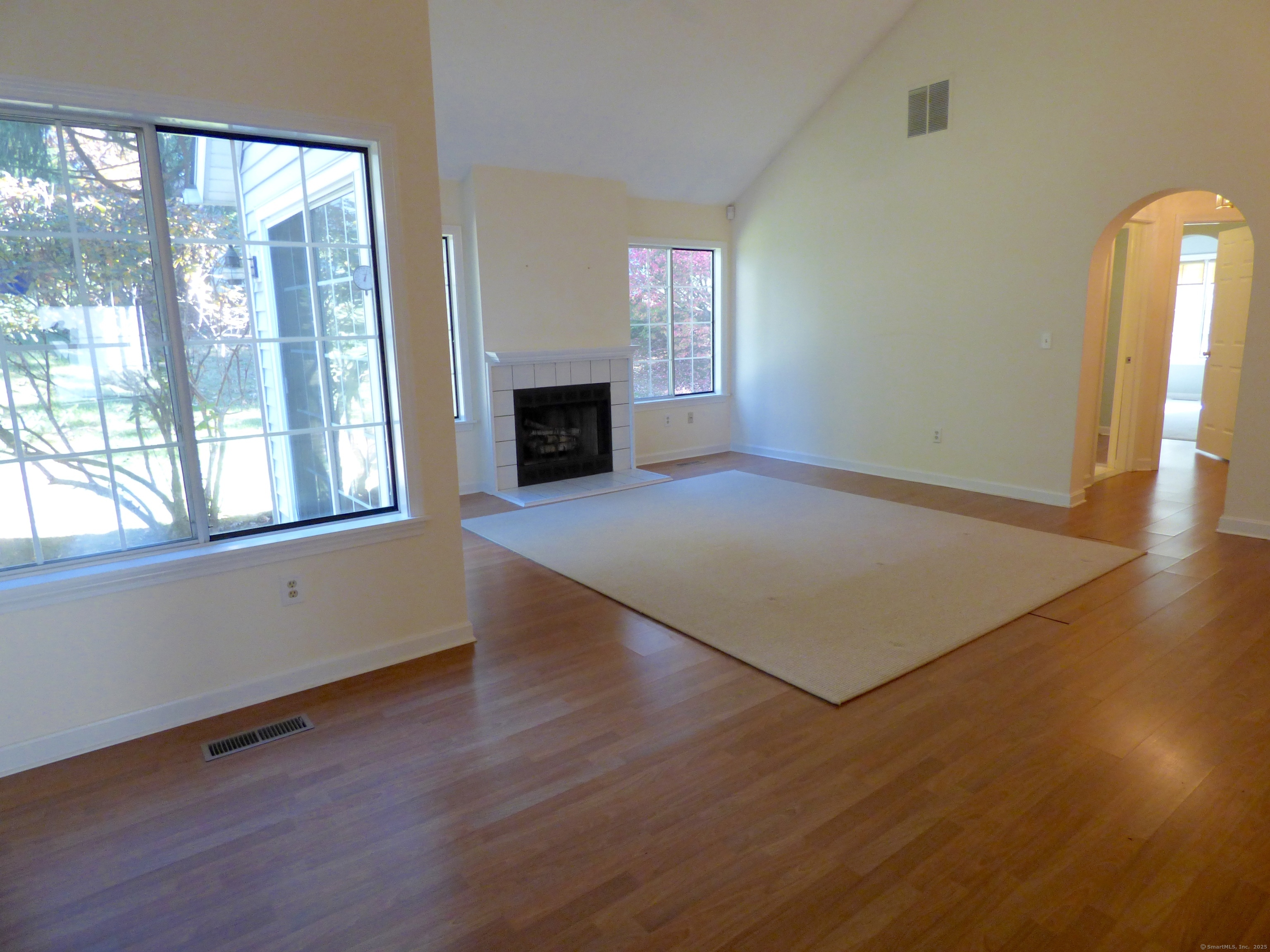 16 Stratton Forest Way 16