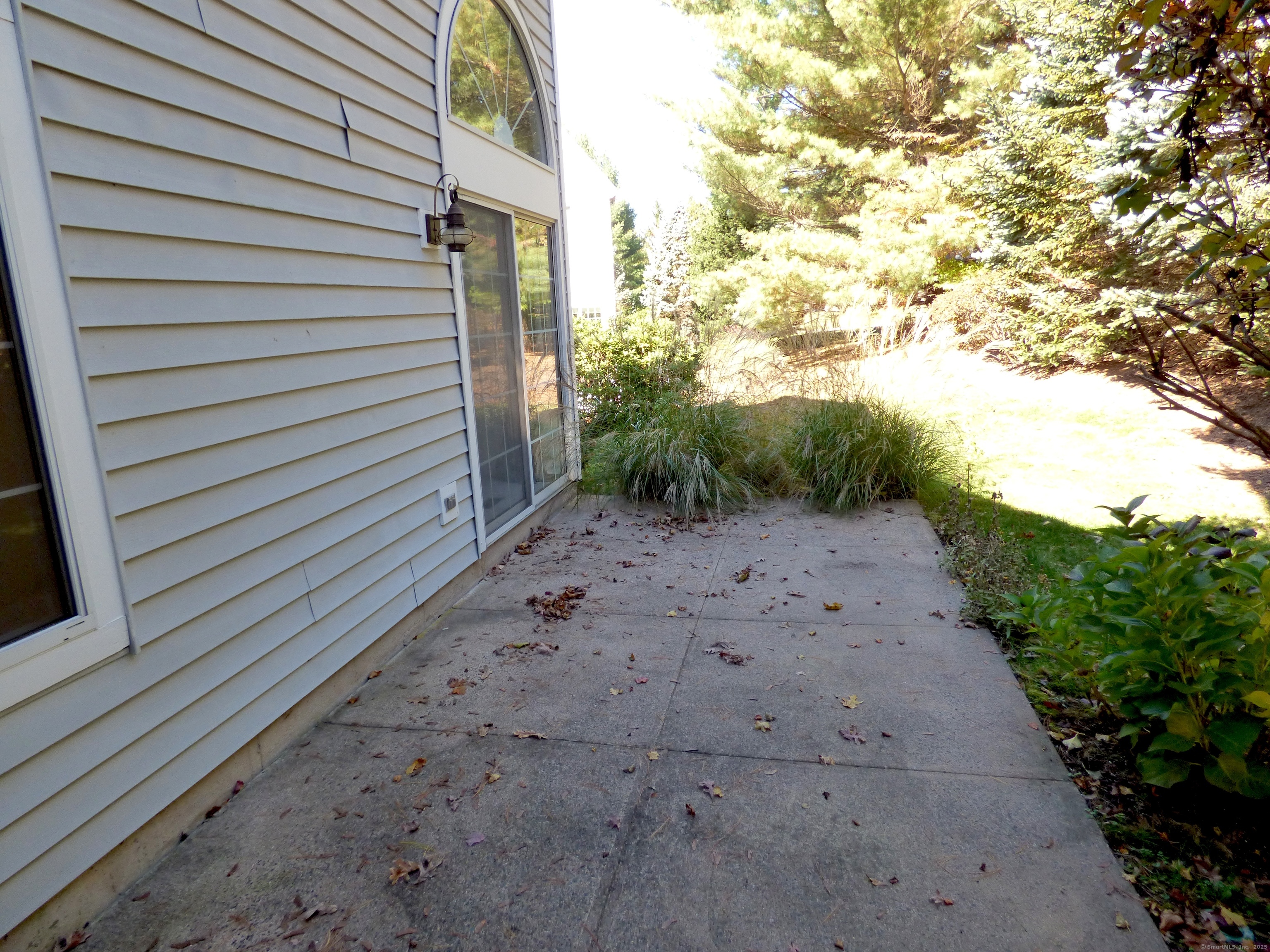 16 Stratton Forest Way 16