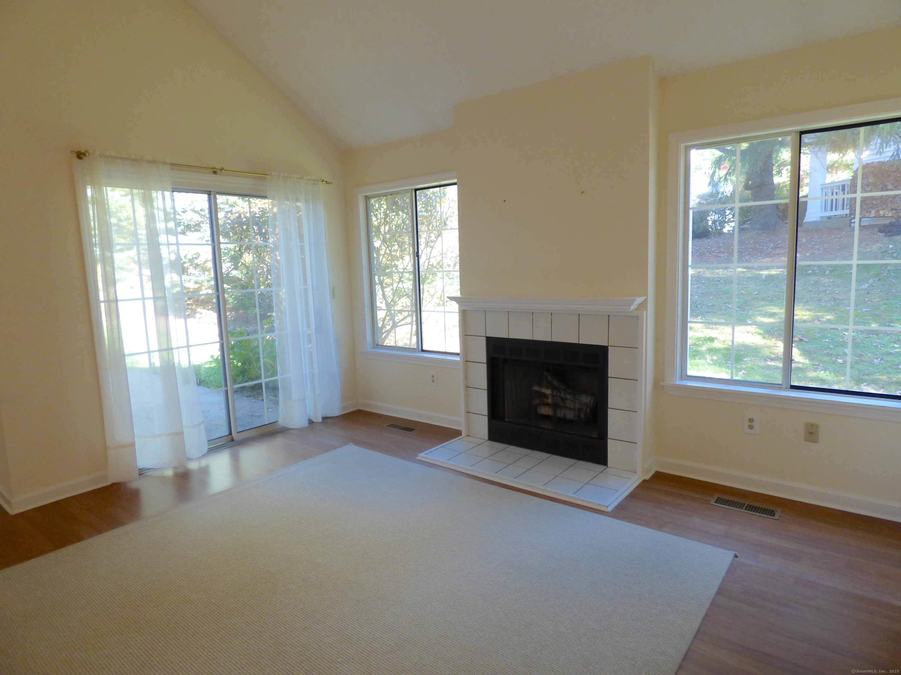 16 Stratton Forest Way 16