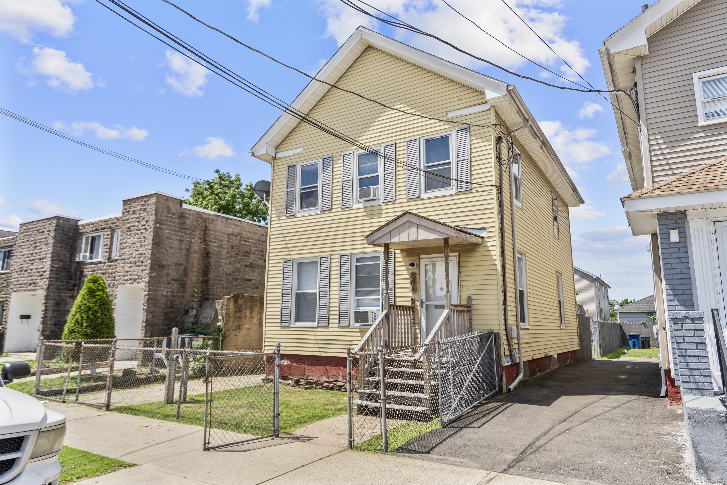 308 Poplar Street