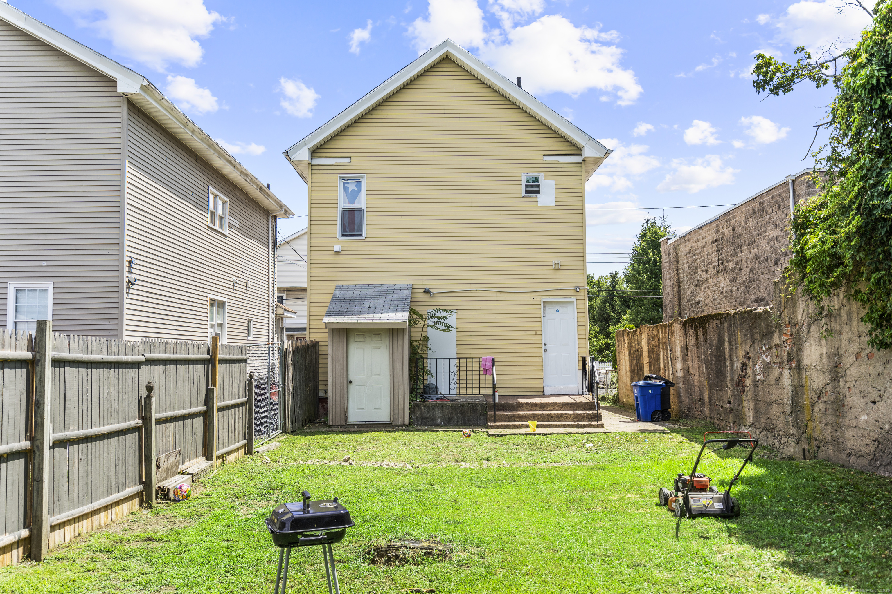 308 Poplar Street