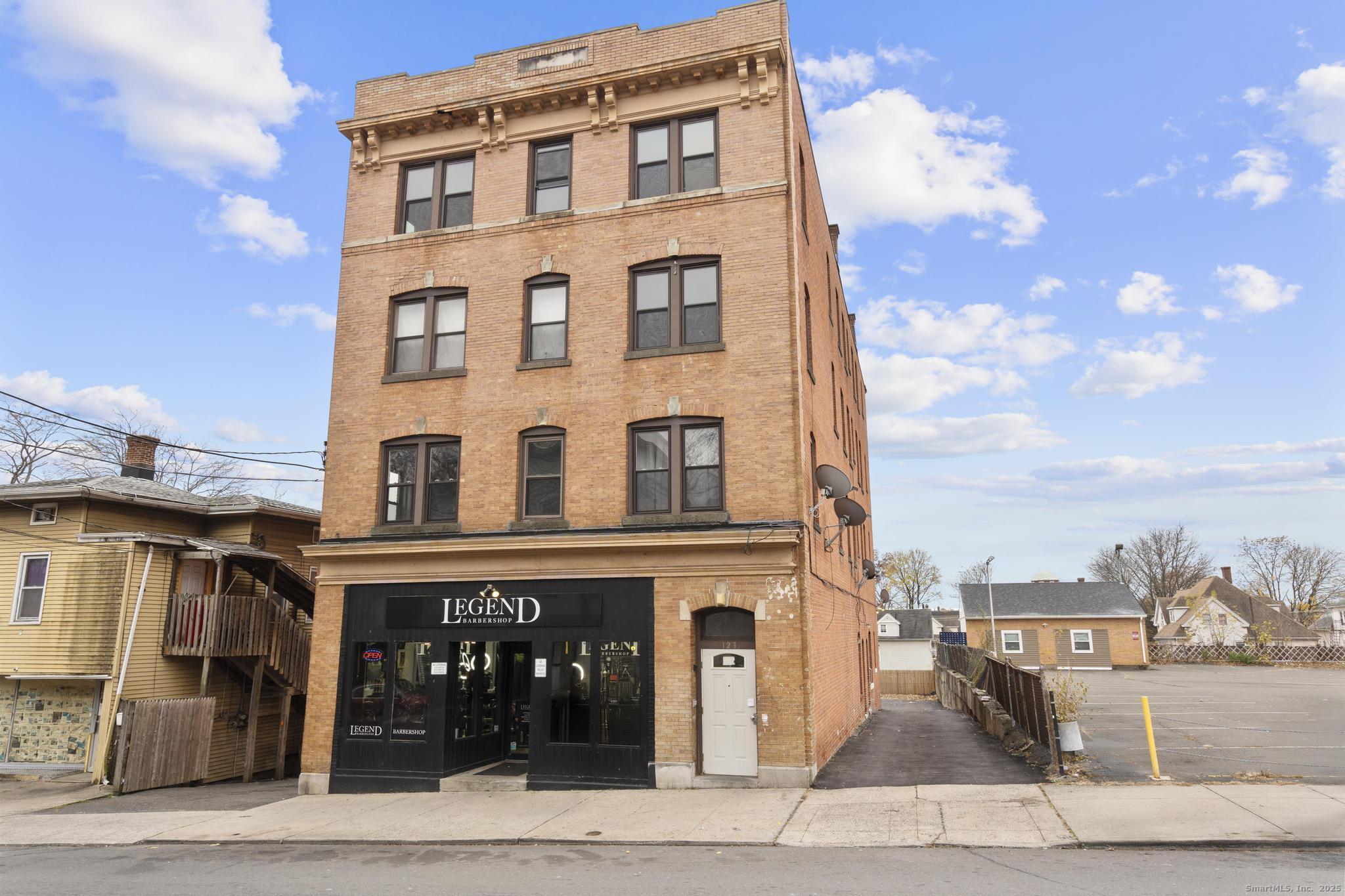 123 North Street