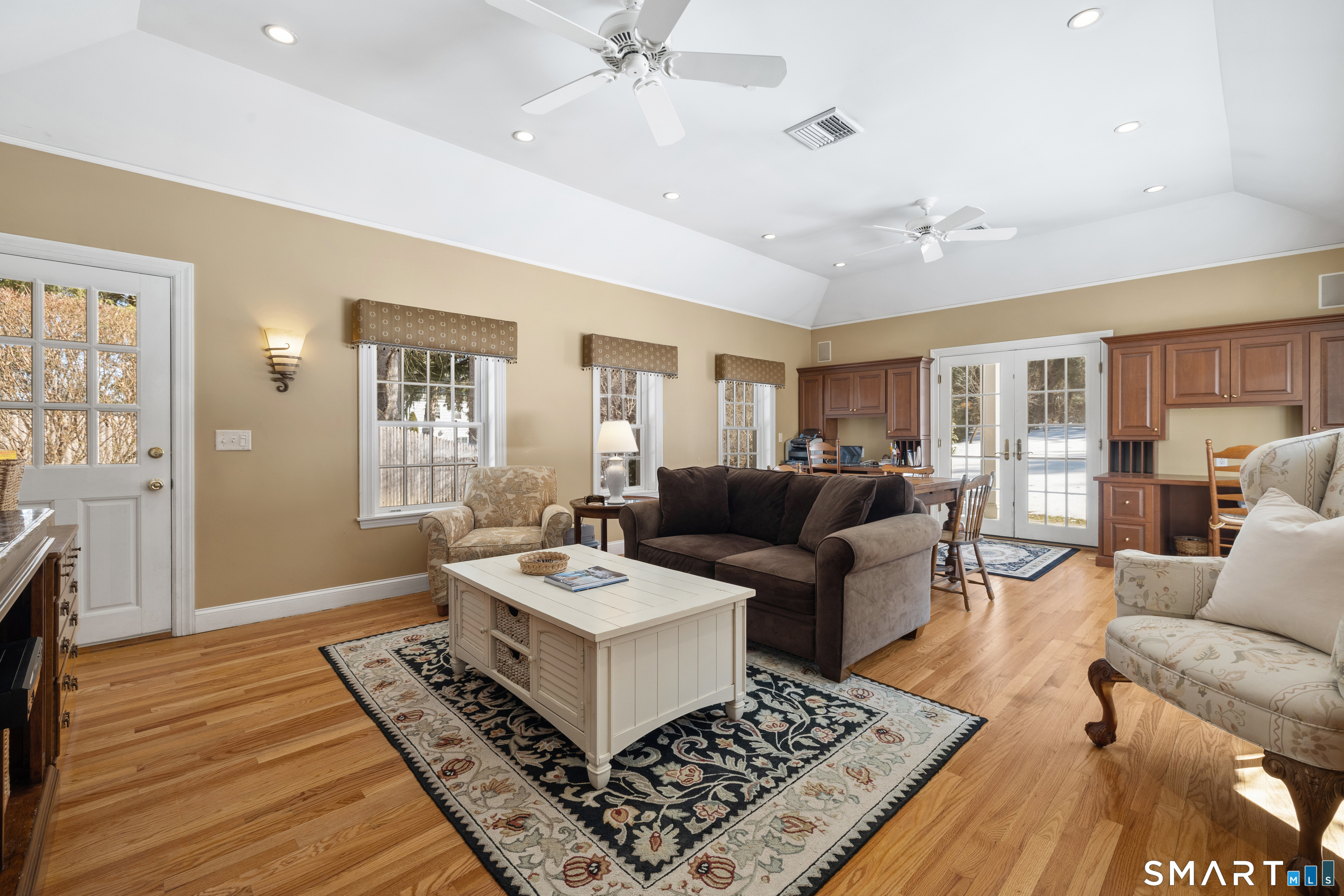 75 Bloomfield Avenue