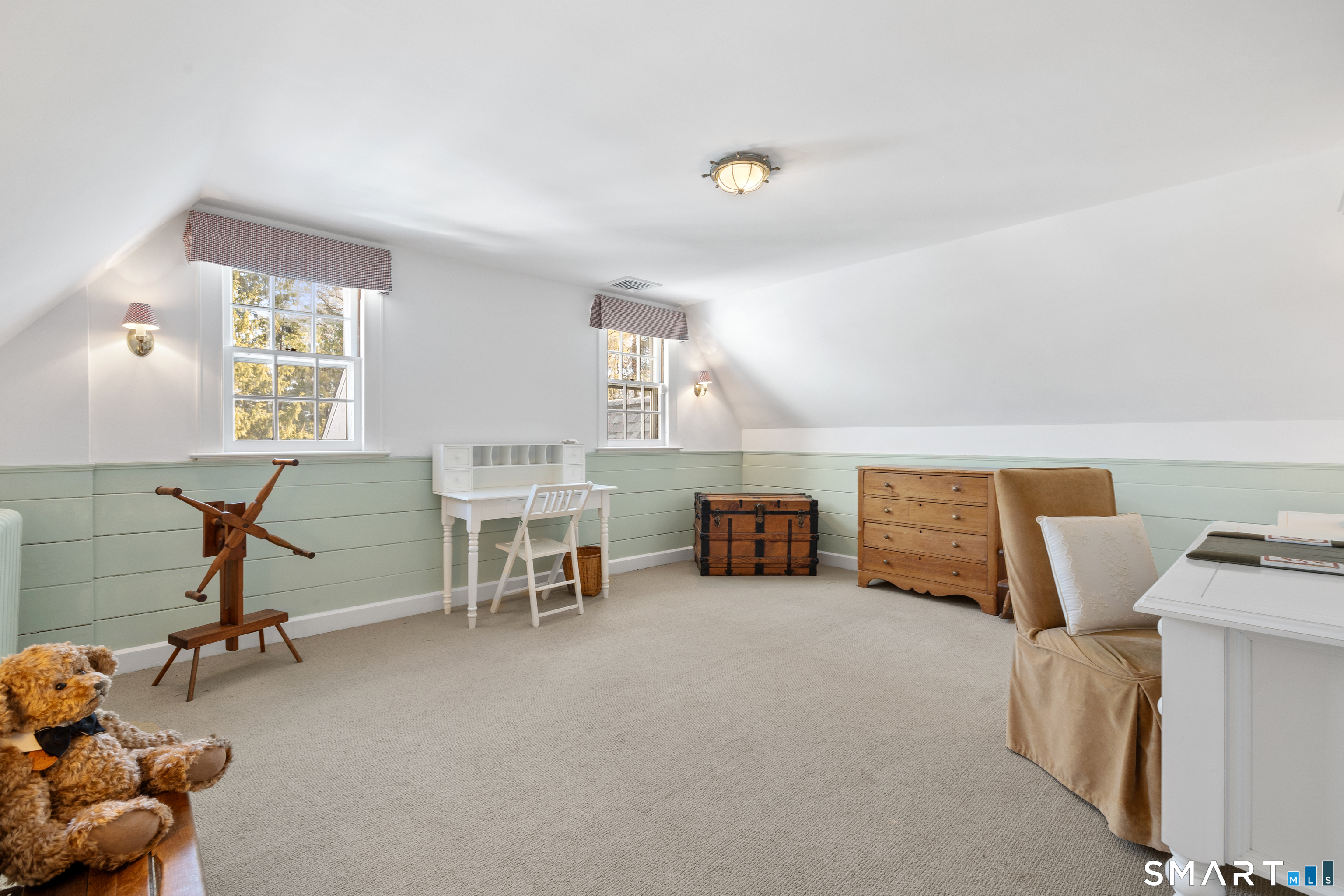 75 Bloomfield Avenue