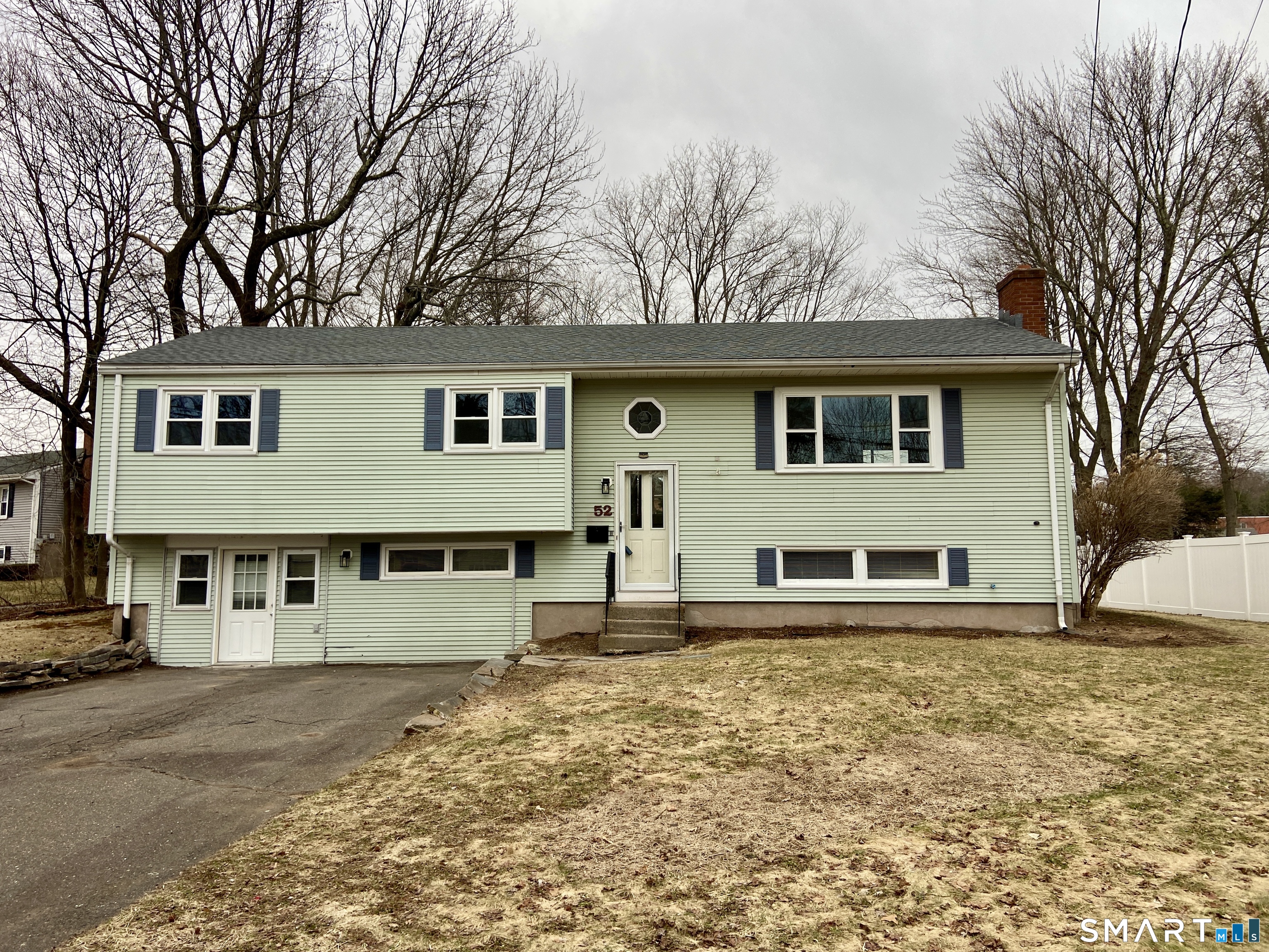 52 Lawton Road