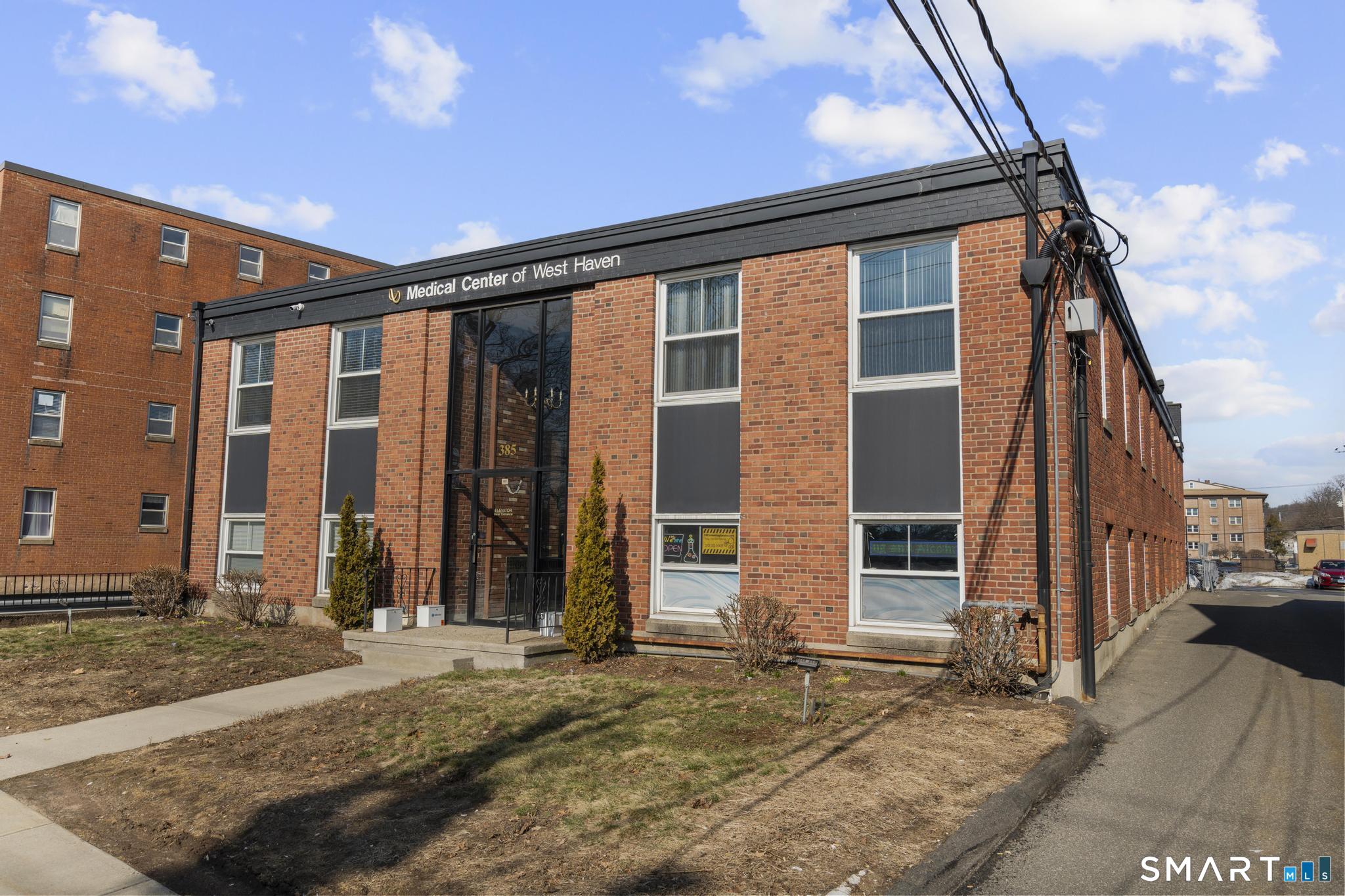 385 Main Street