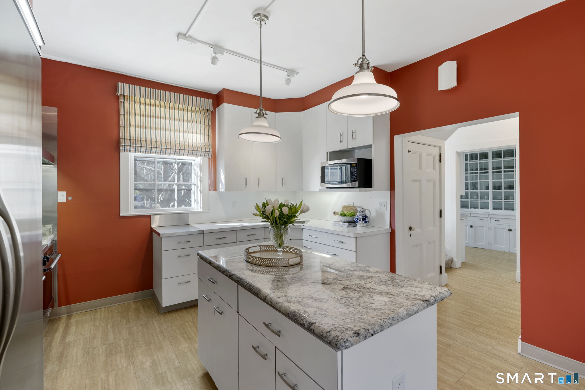 85 Bloomfield Avenue