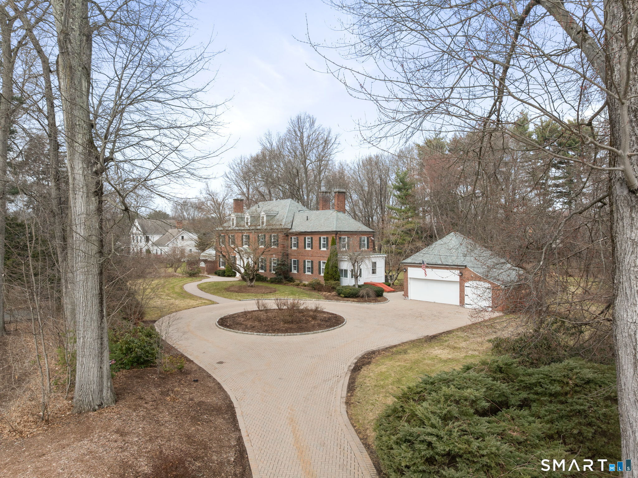 85 Bloomfield Avenue