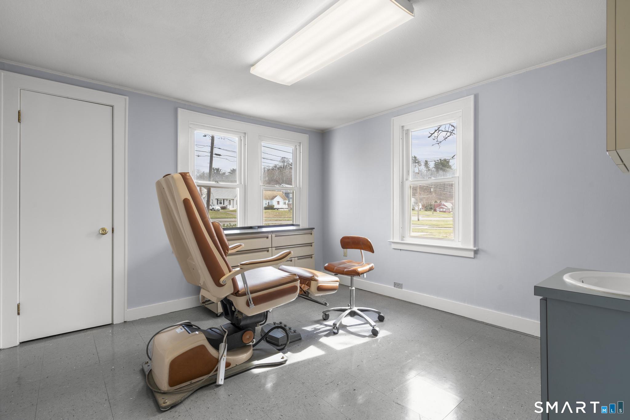 128 Saltonstall Parkway