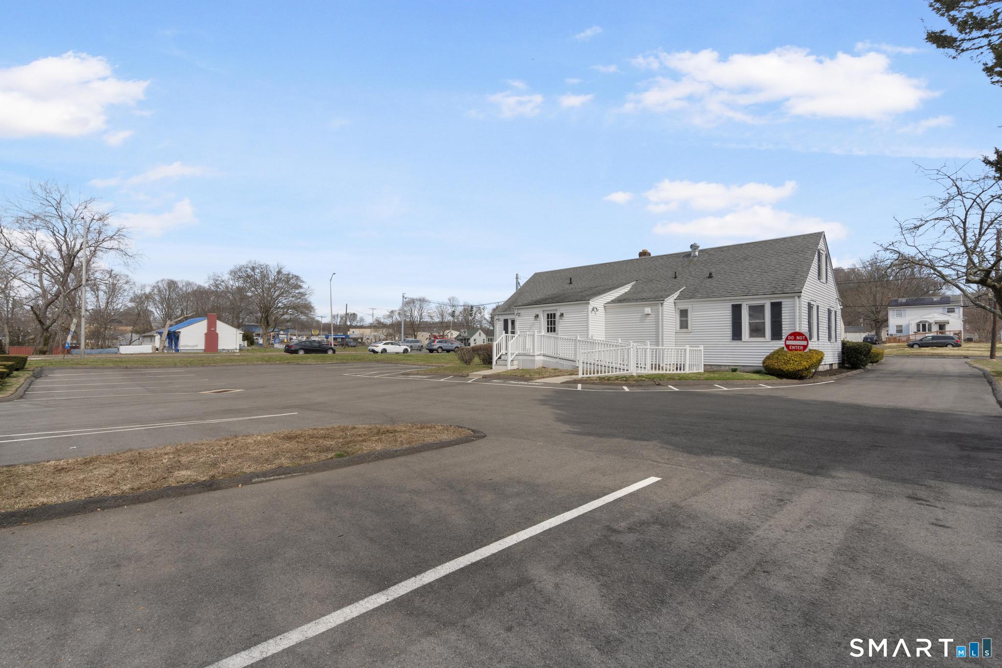 128 Saltonstall Parkway