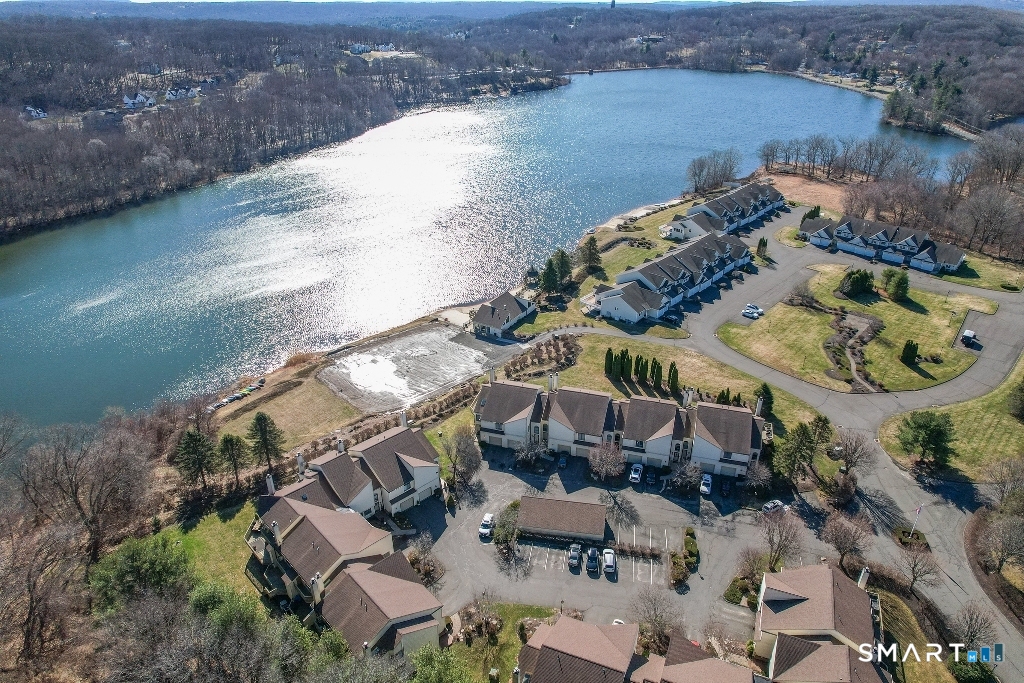 12 Spindle Hill Road Unit: 6H