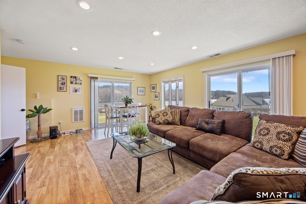12 Spindle Hill Road Unit: 6H