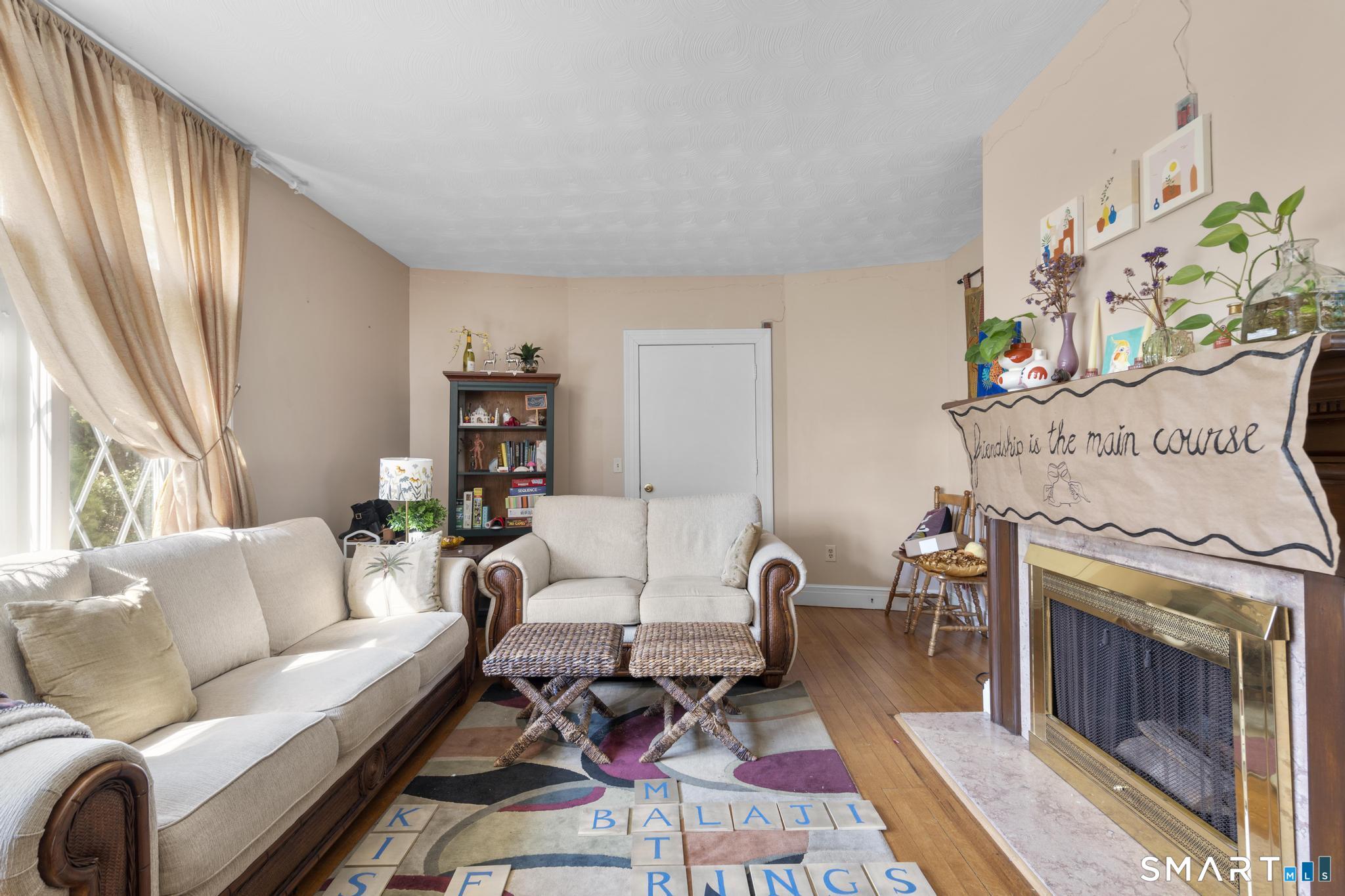 525 Whitney Avenue