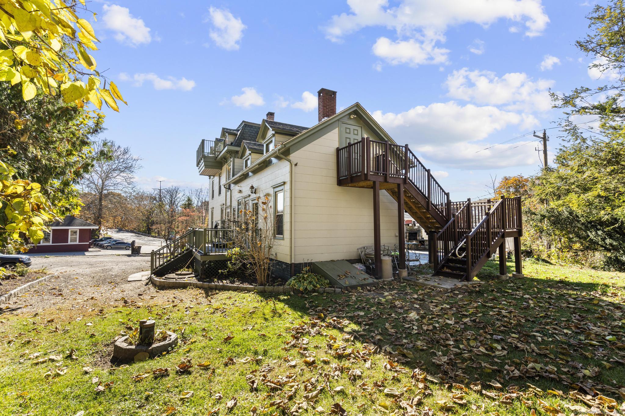 1 Tucks Road