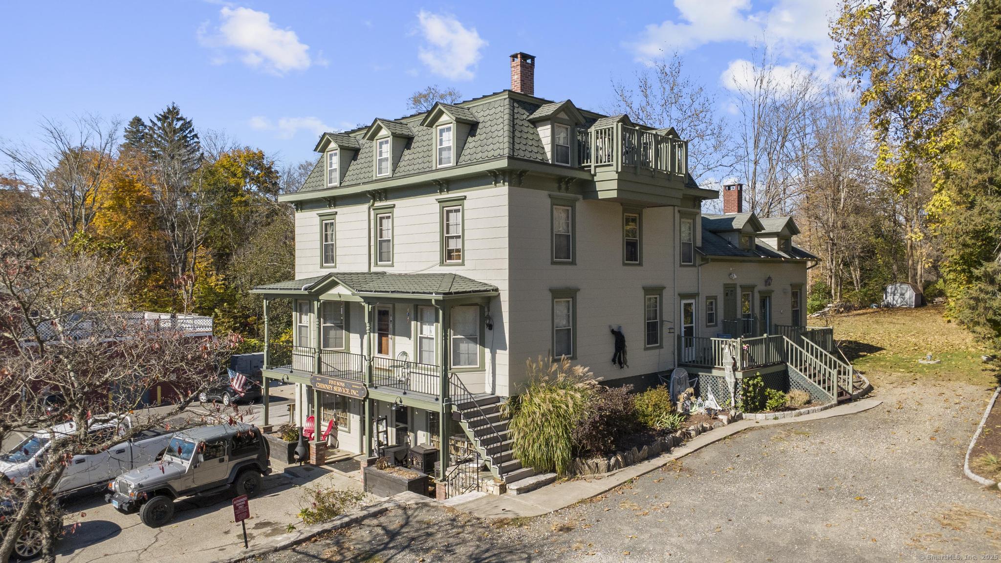 1 Tucks Road
