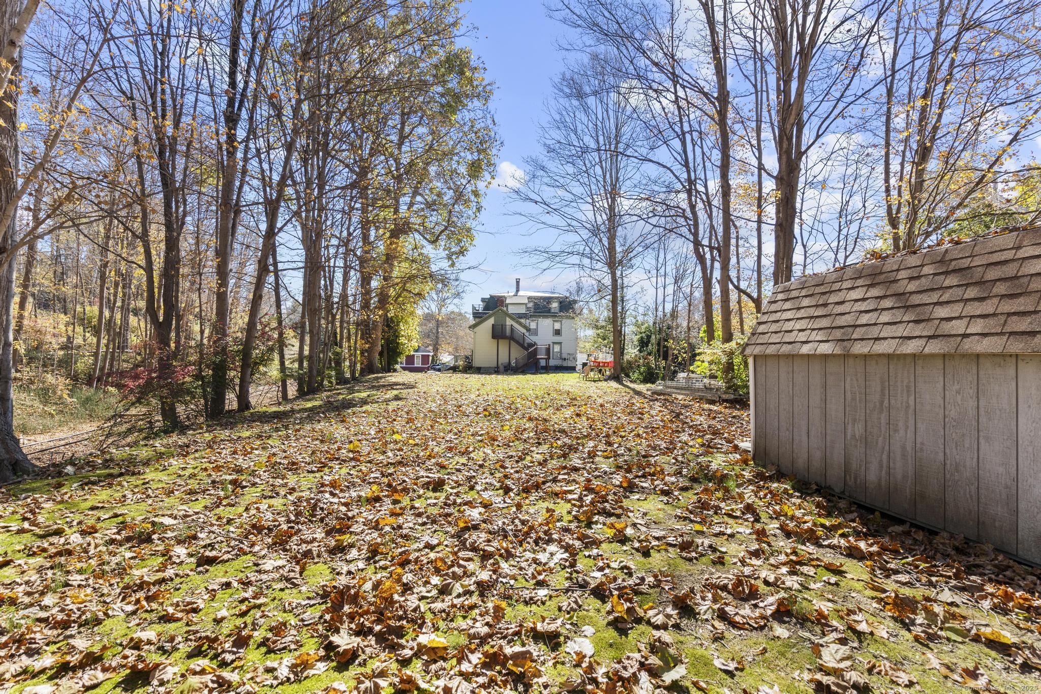 1 Tucks Road
