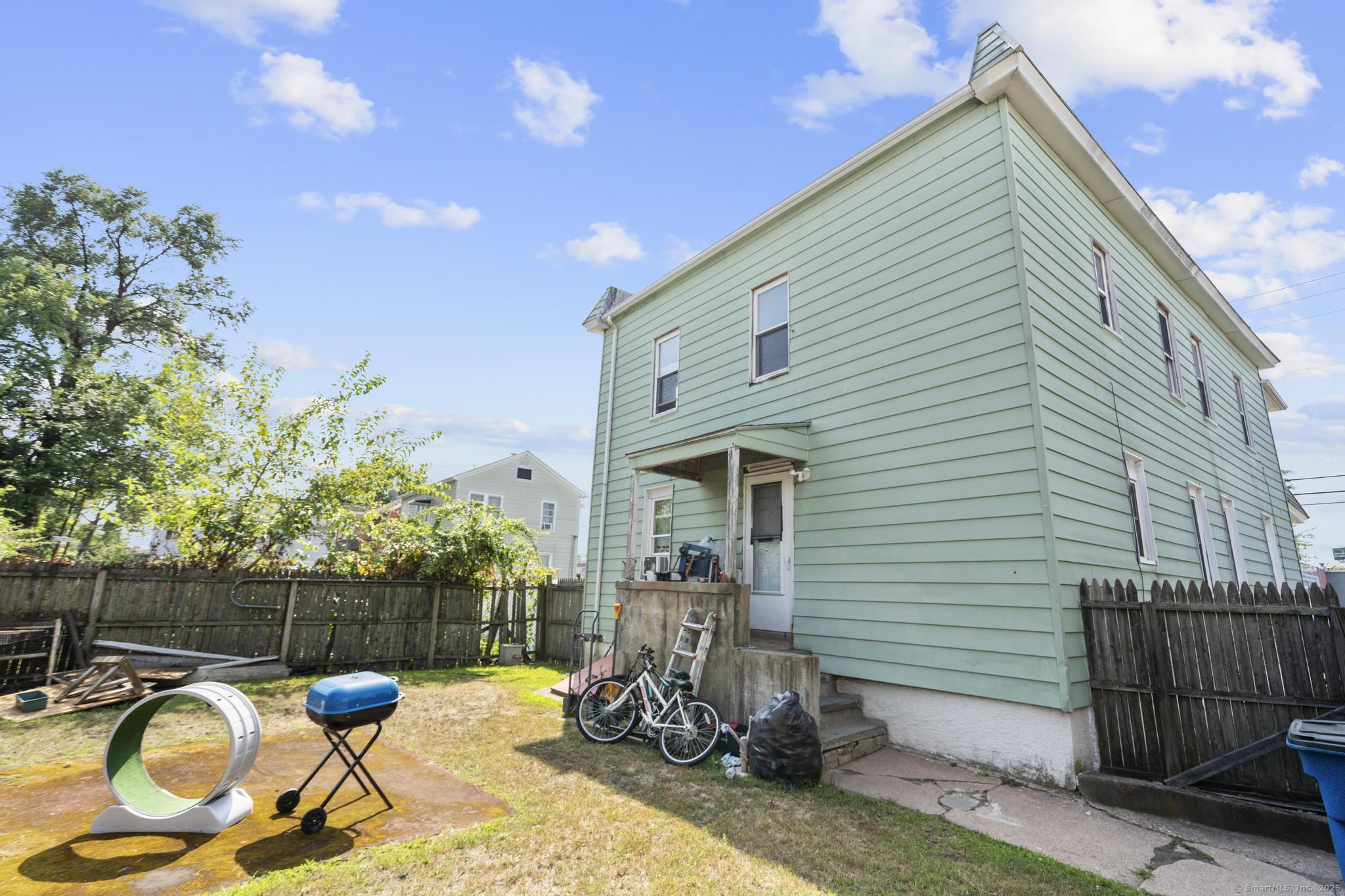 225 Fulton Terrace