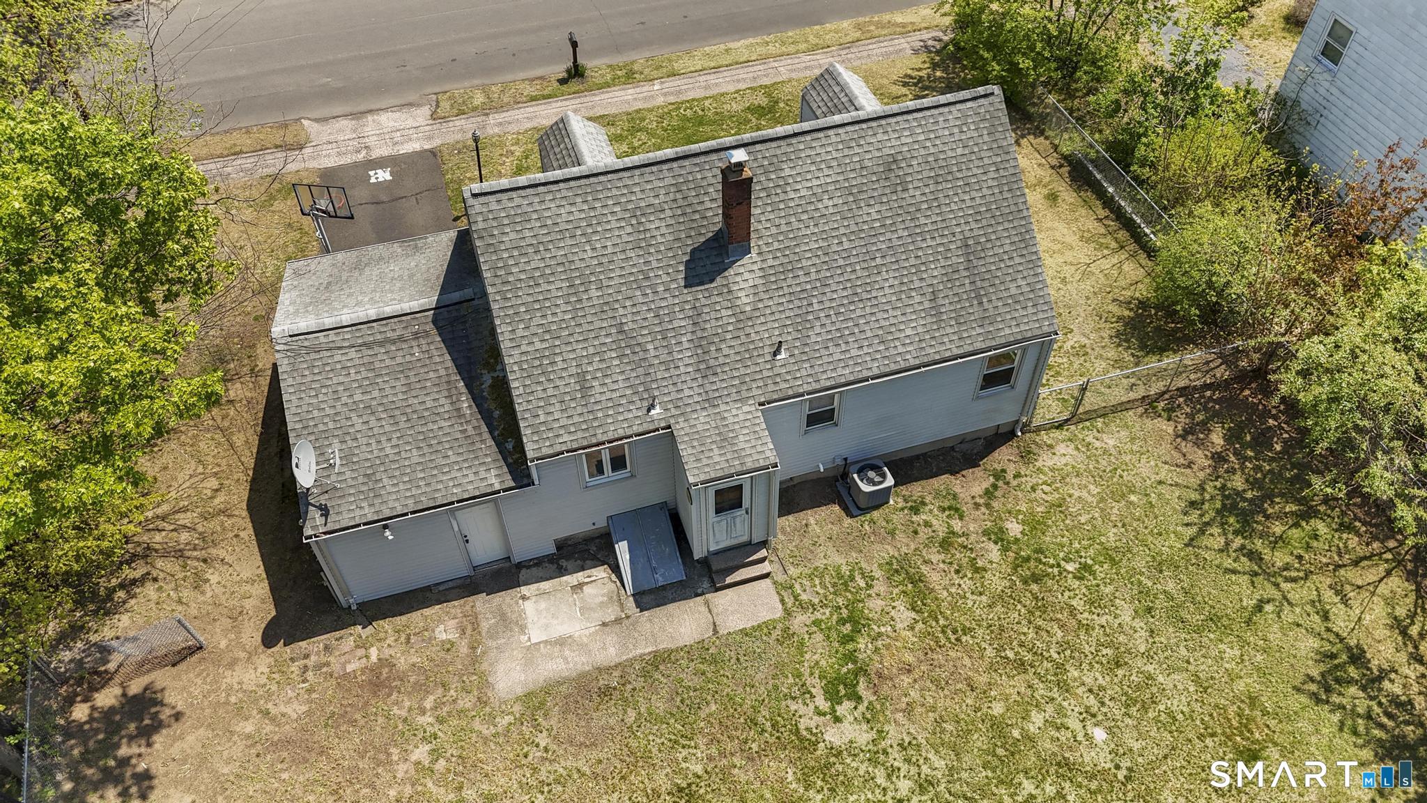 4 Bowen Road