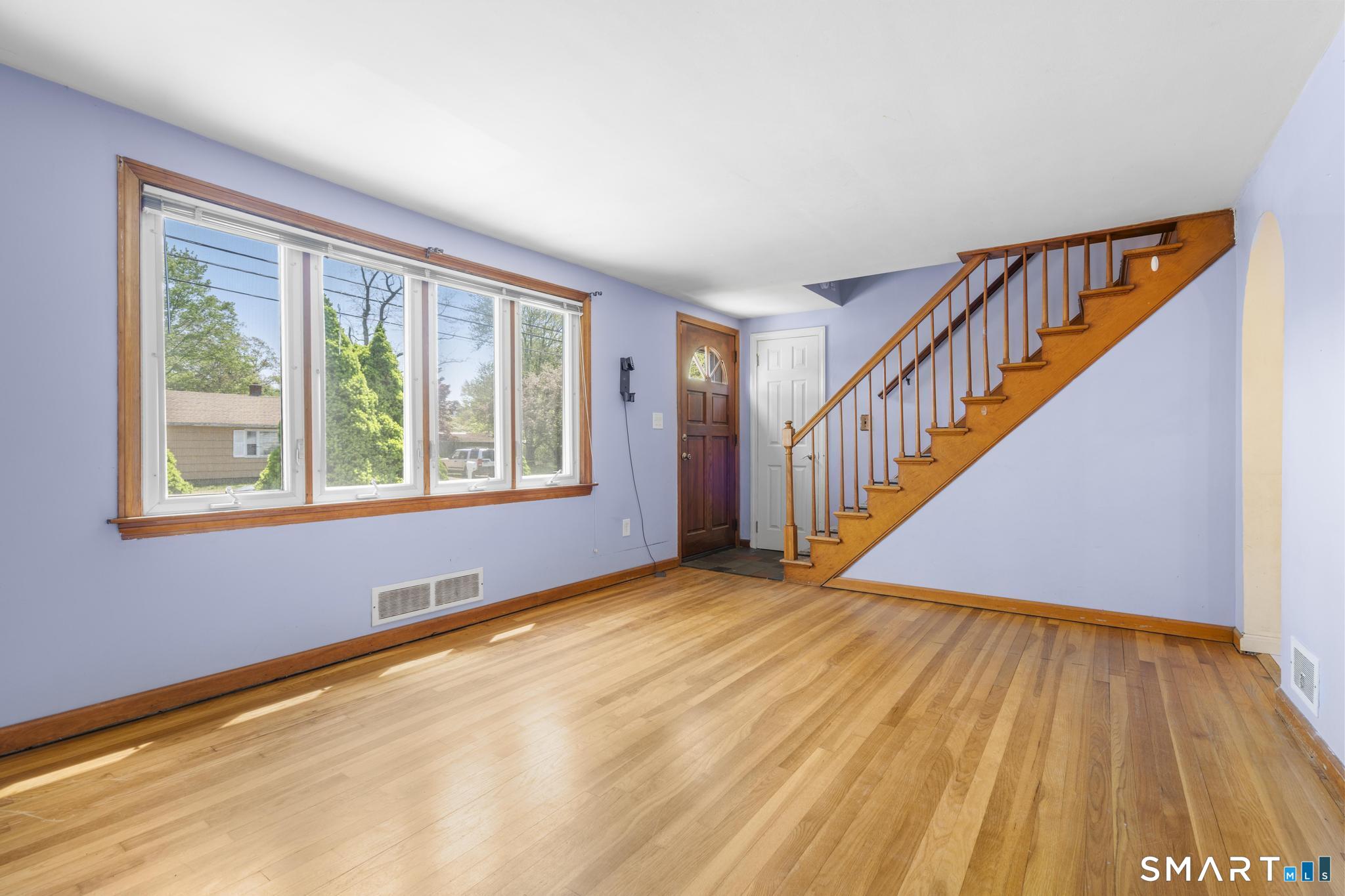 4 Bowen Road