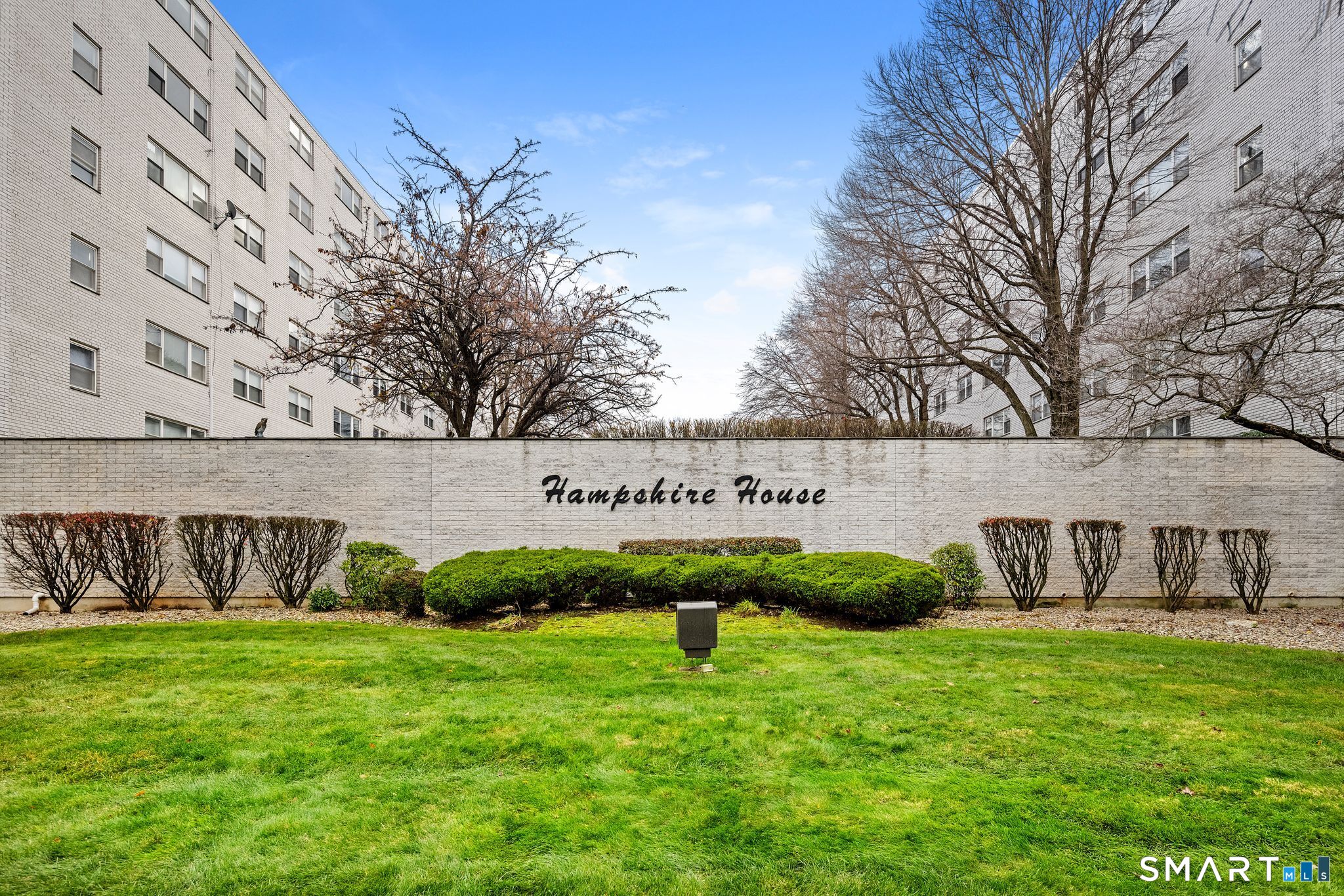 891 Farmington Avenue 5F
