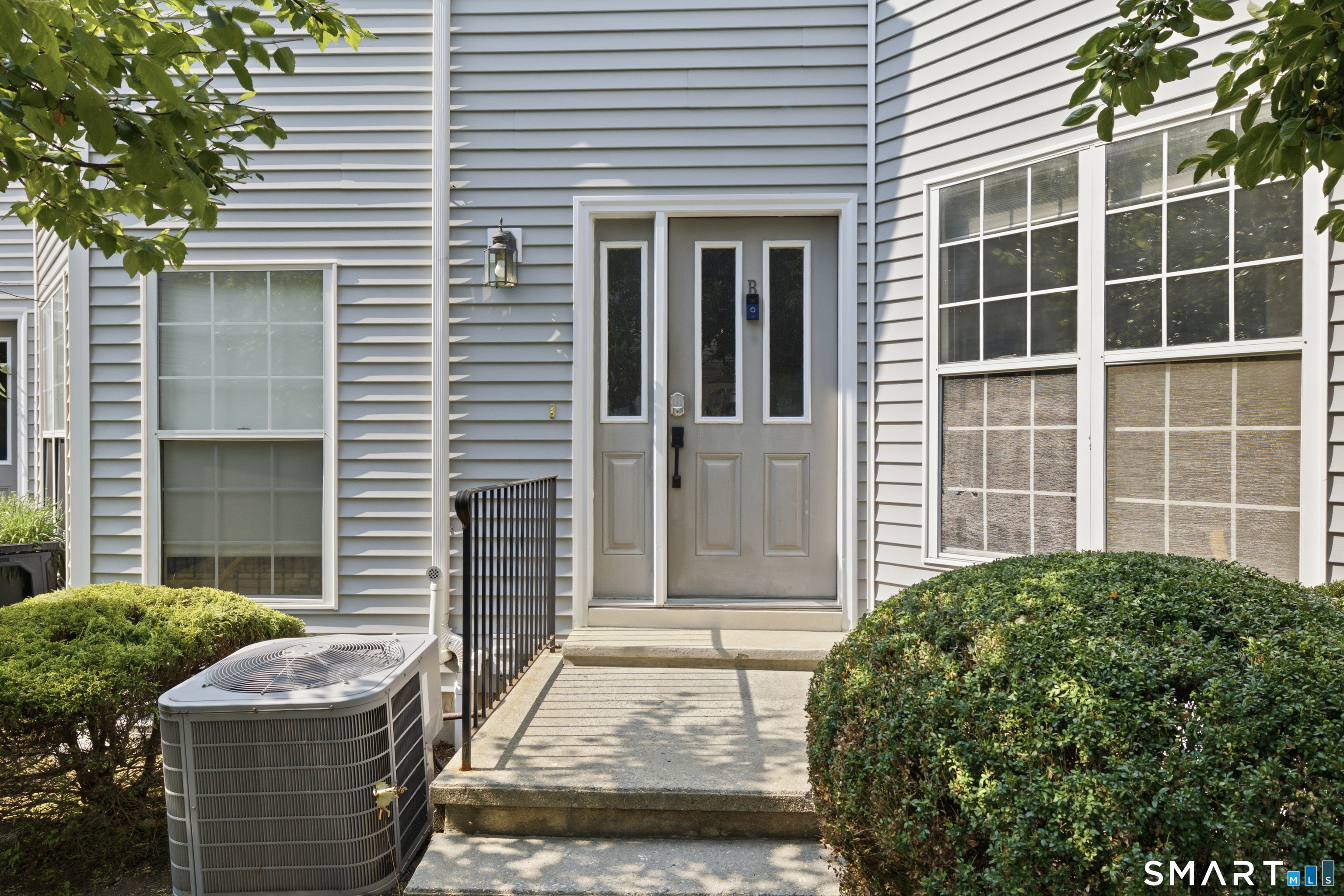 124 Hope Street B