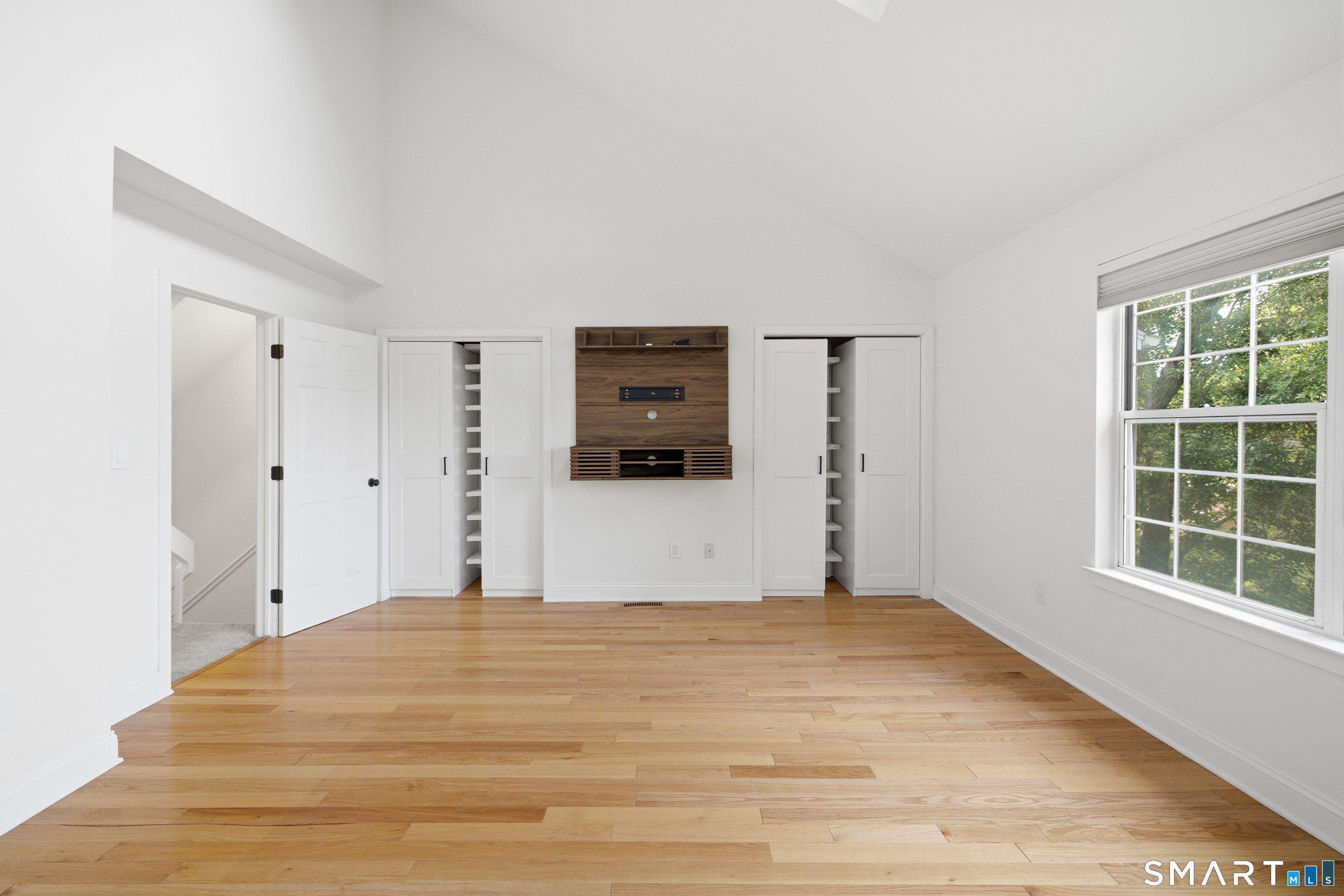 124 Hope Street B