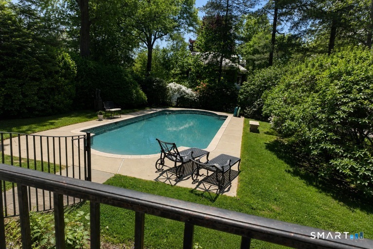 33 Sycamore Road