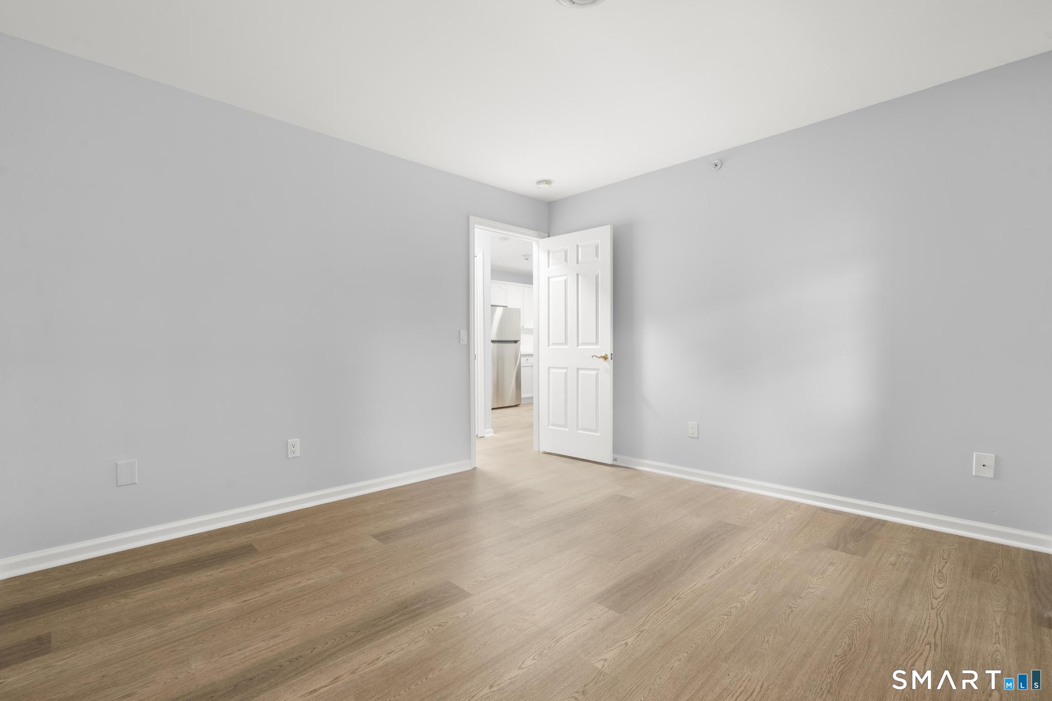 468 Main Street Unit: 319