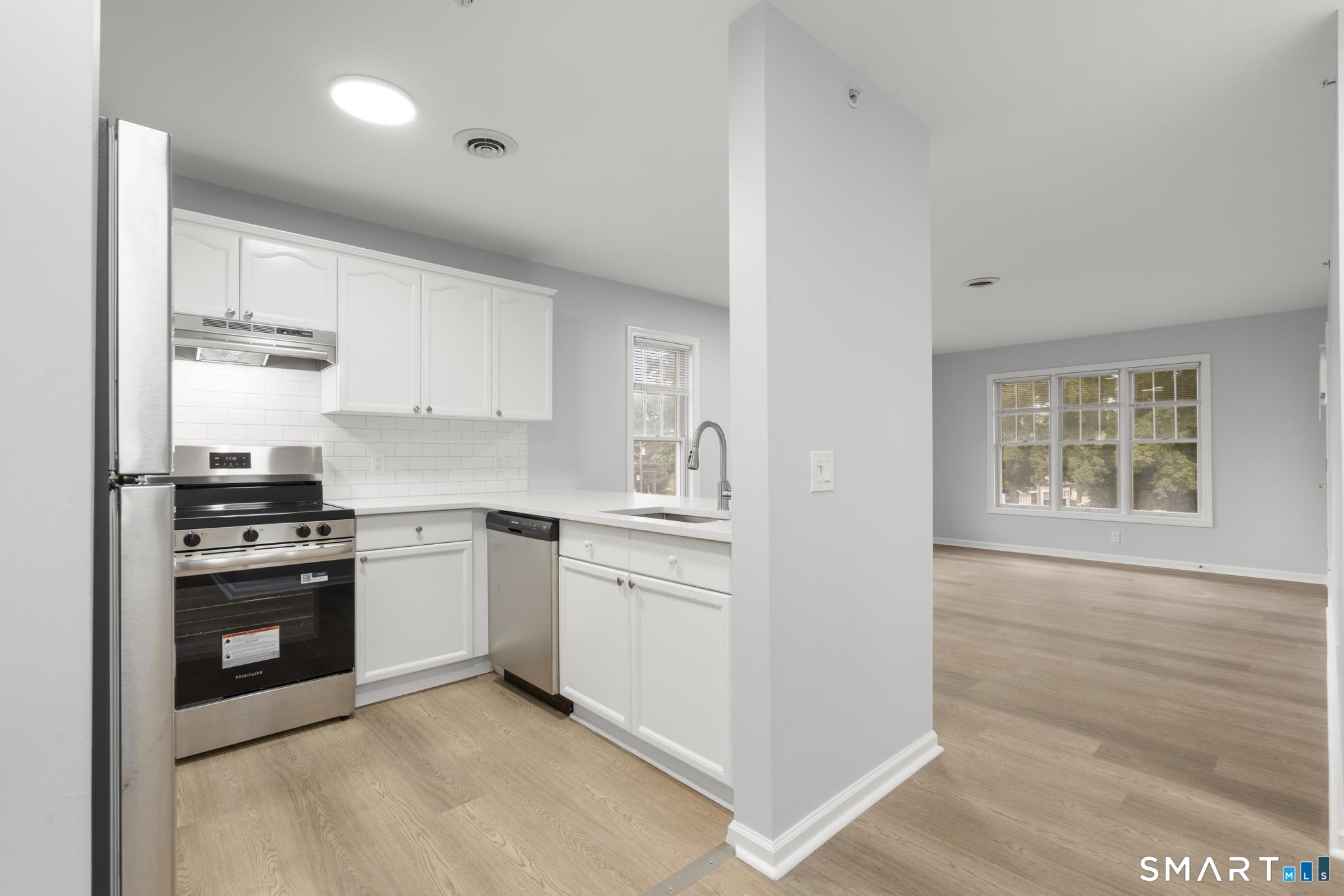 468 Main Street Unit: 319