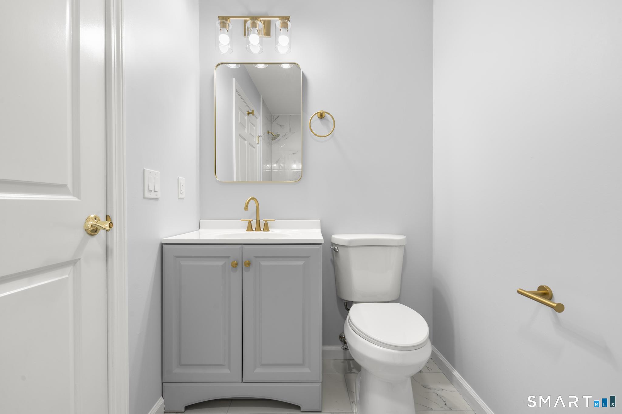 468 Main Street Unit: 319