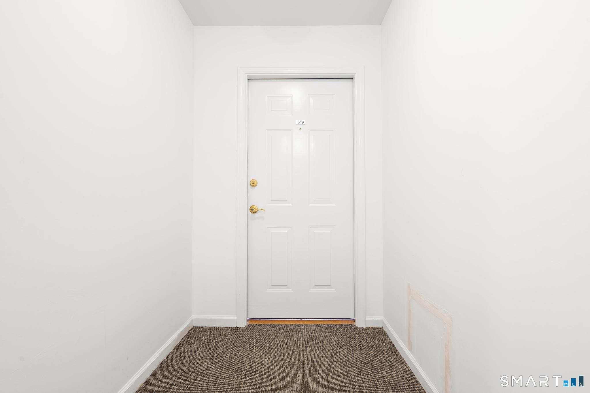 468 Main Street Unit: 319