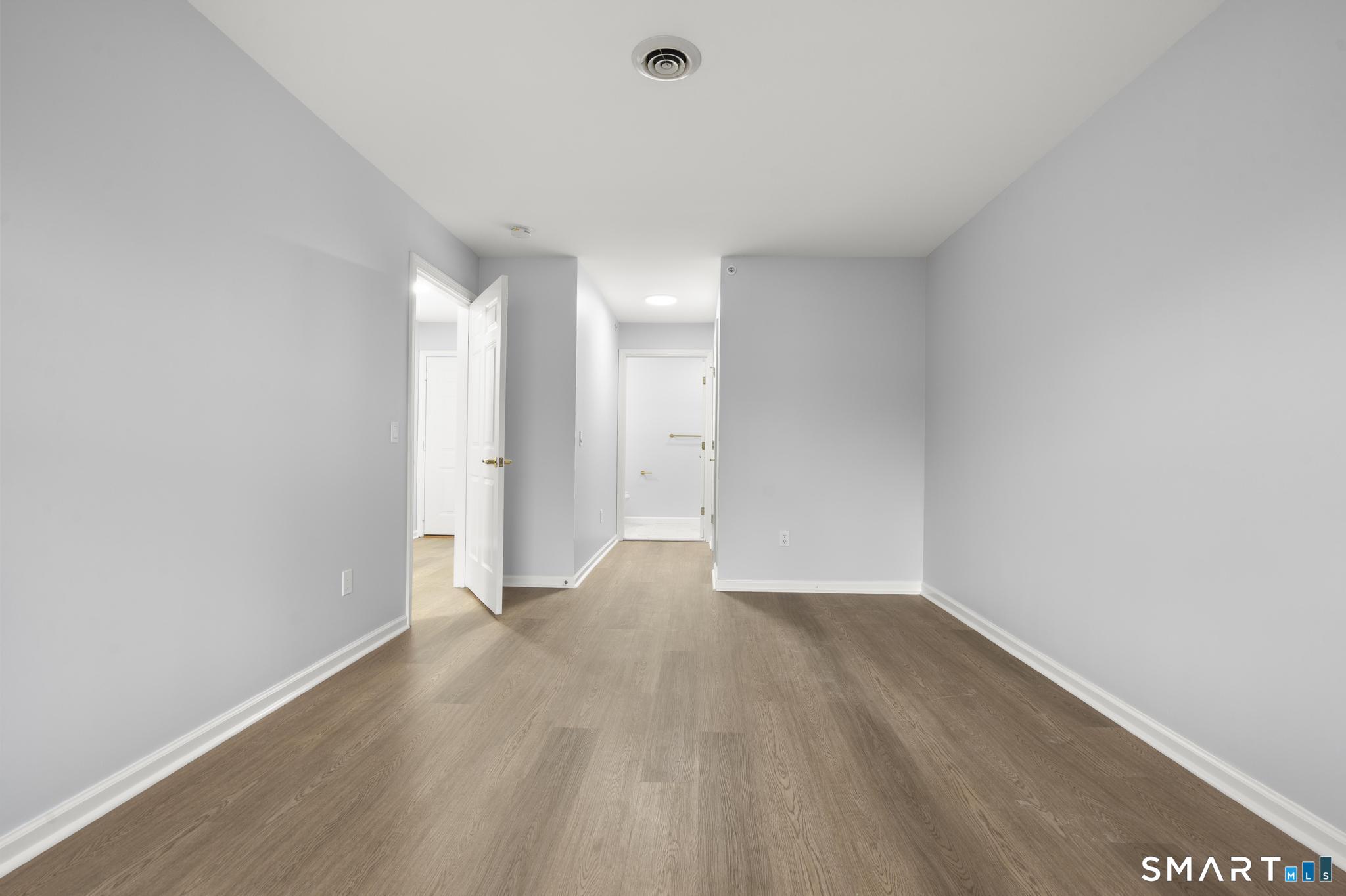 468 Main Street Unit: 319