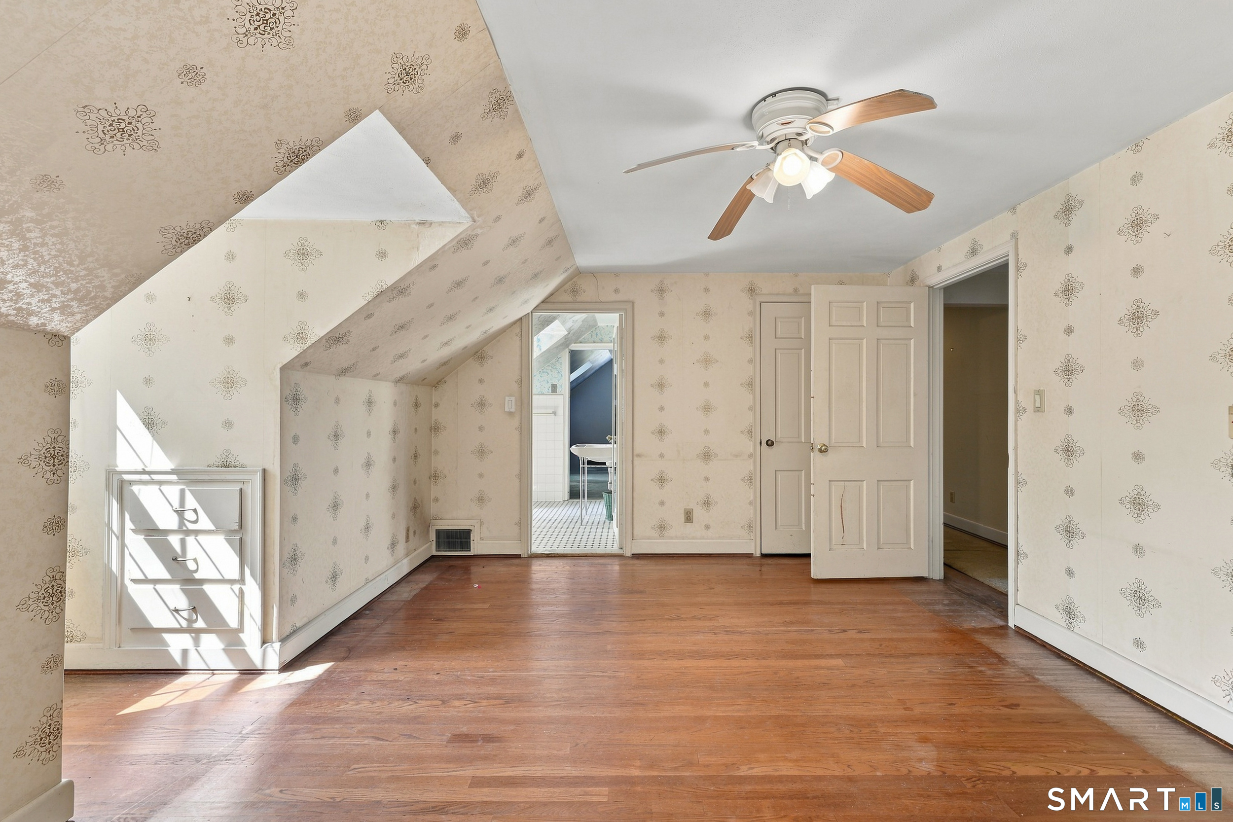 54 Ferncliff Drive